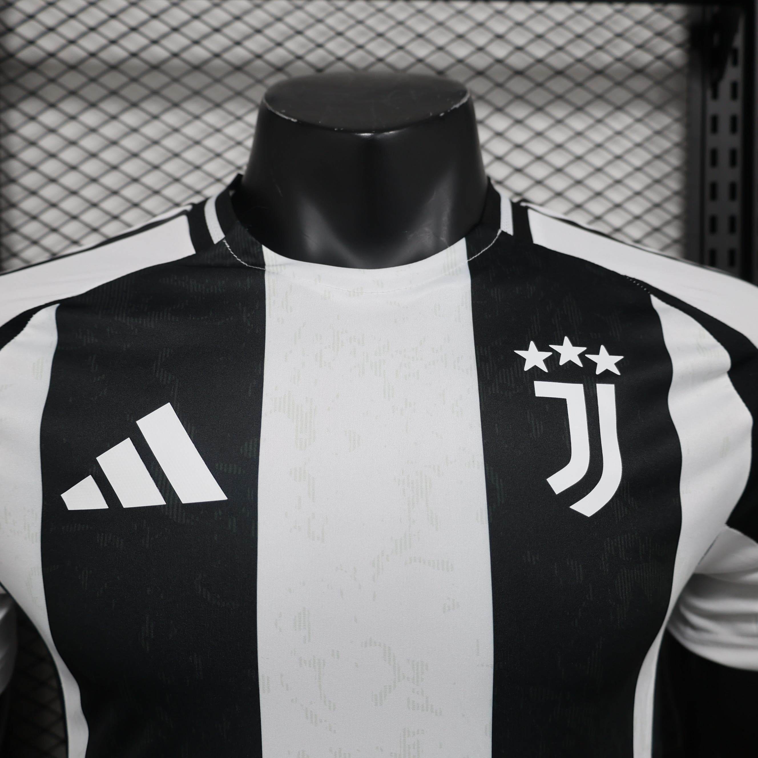 CAMISETA JUVENTUS I 24/25 HOMBRE (VERSION JUGADOR) - ZonaCamisetas