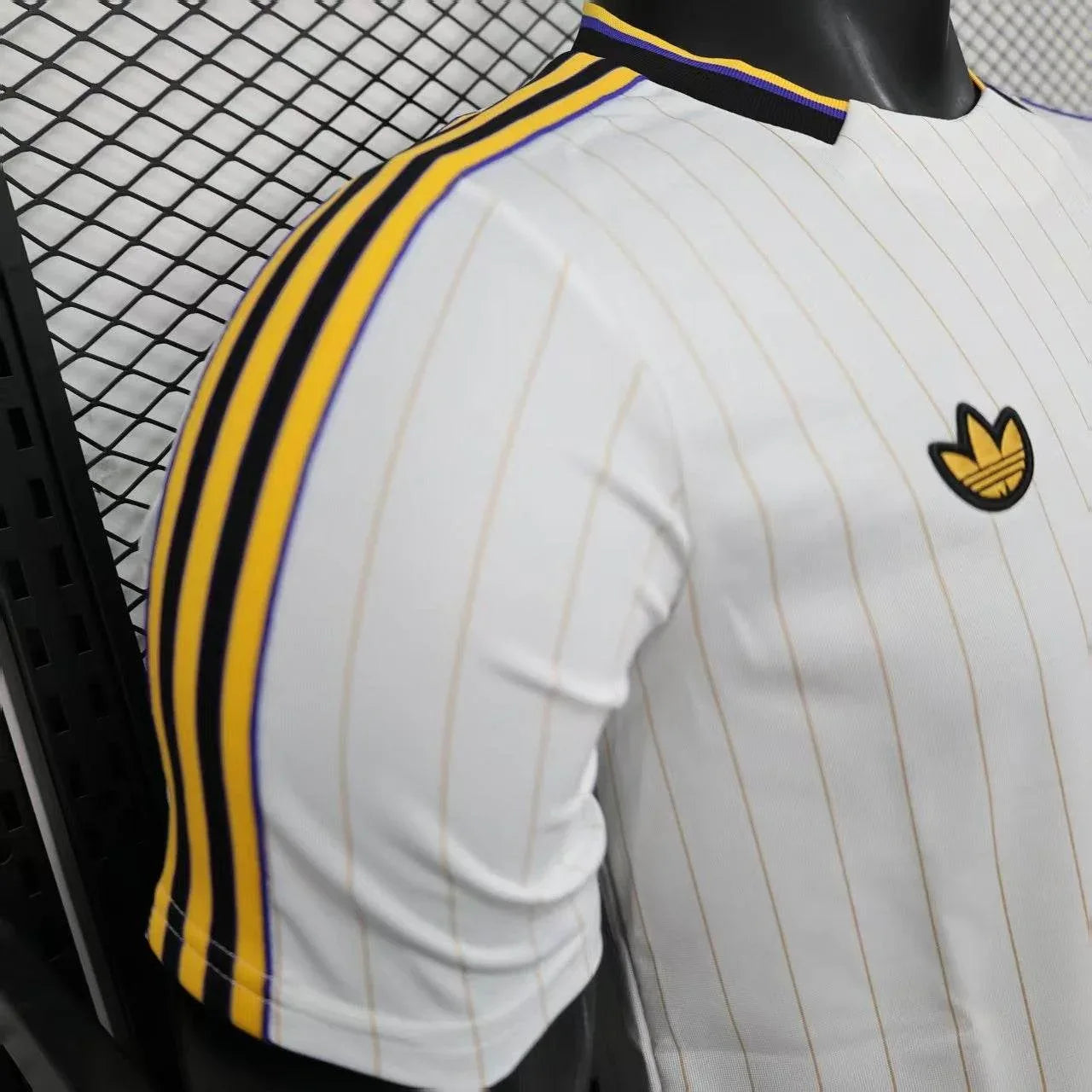 CAMISETA MANCHESTER UNITED ICON 25/26 HOMBRE (VERSIÓN JUGADOR) - ZonaCamisetas