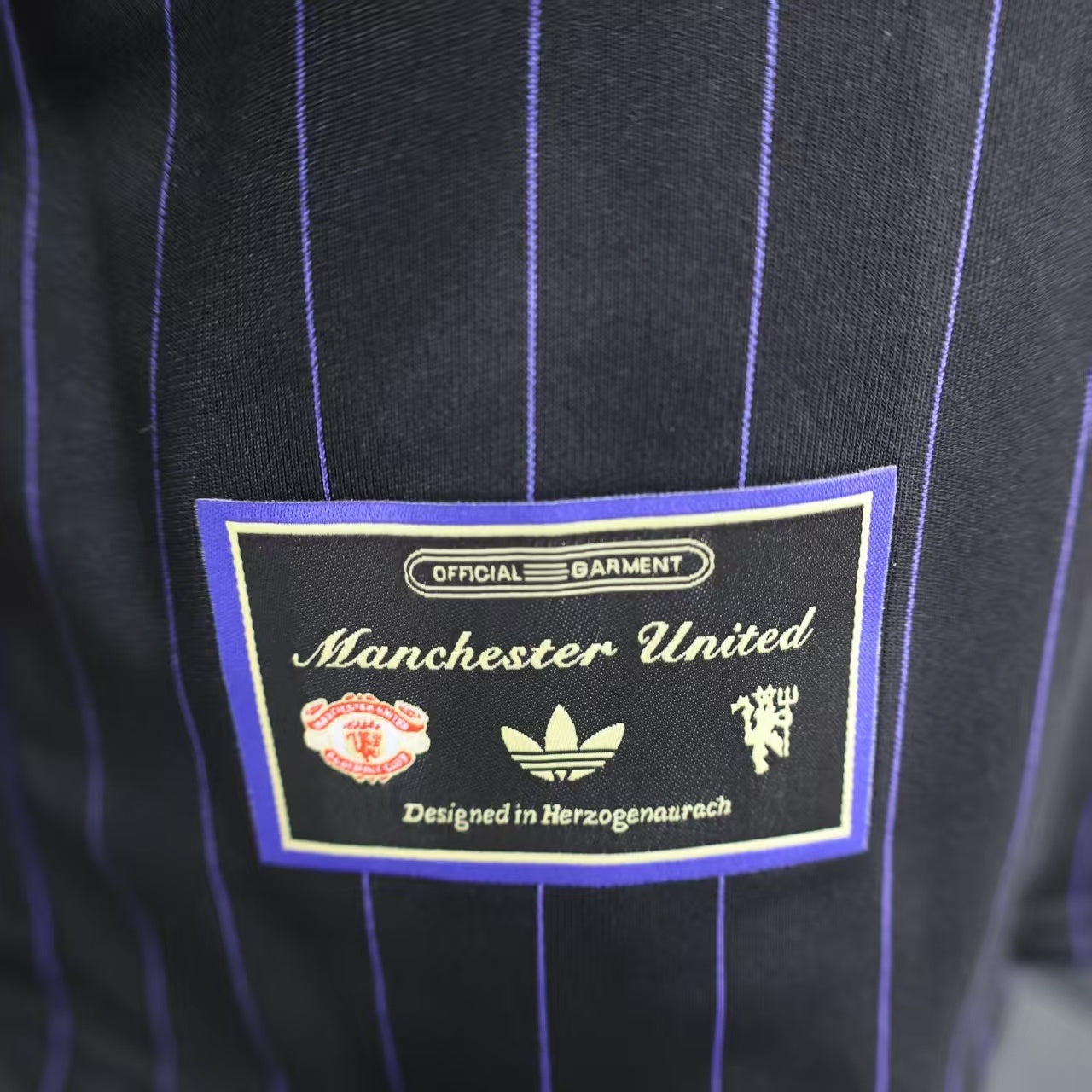 CAMISETA MANCHESTER UNITED ICON 25/26 HOMBRE (VERSIÓN JUGADOR)