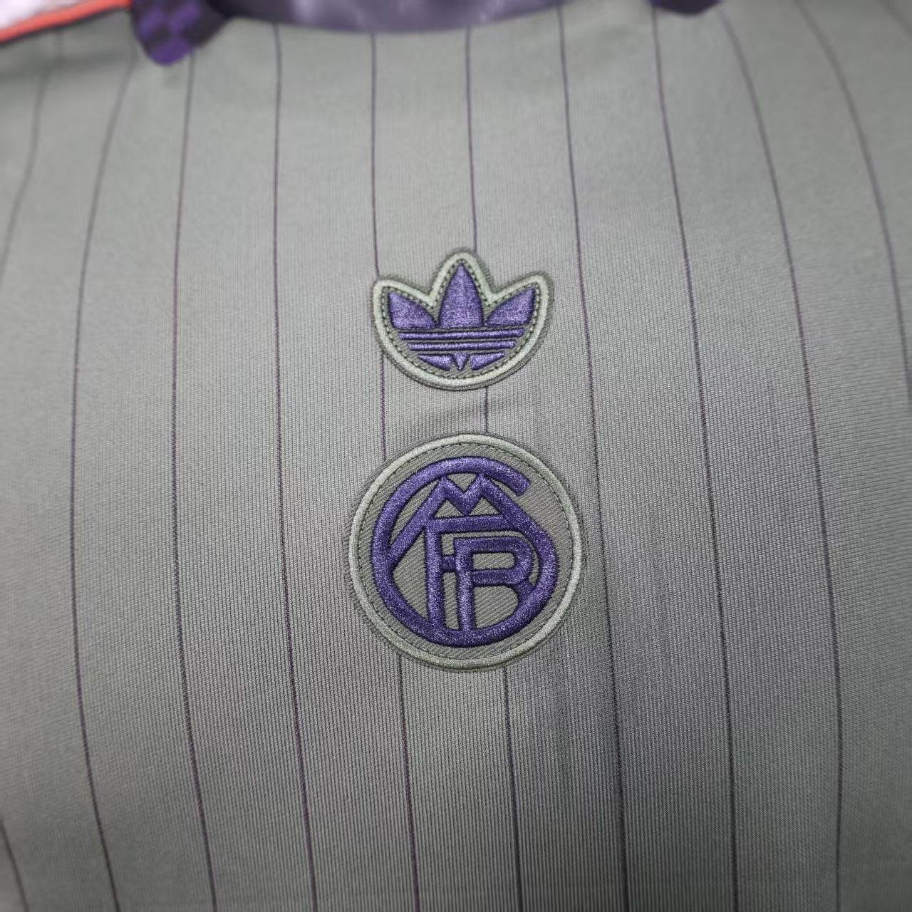 CAMISETA BAYERN MUNICH ICON 25/26 HOMBRE (VERSIÓN JUGADOR) - ZonaCamisetas