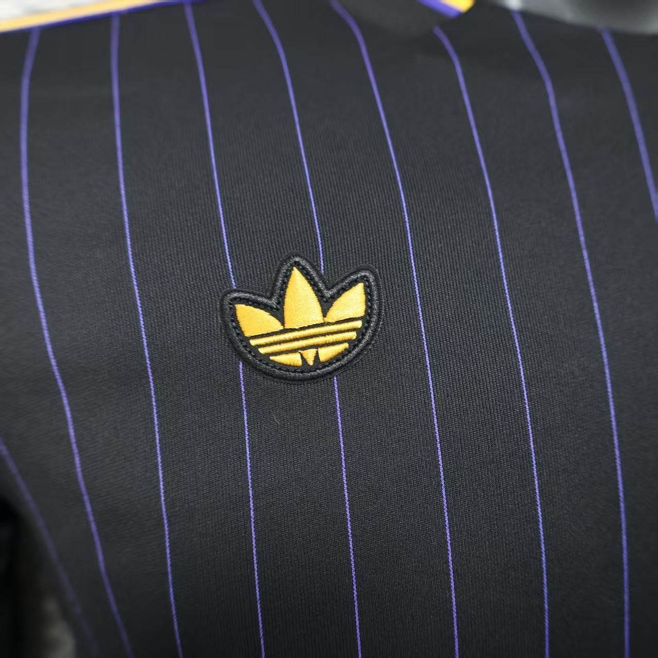 CAMISETA MANCHESTER UNITED ICON 25/26 HOMBRE (VERSIÓN JUGADOR) - ZonaCamisetas