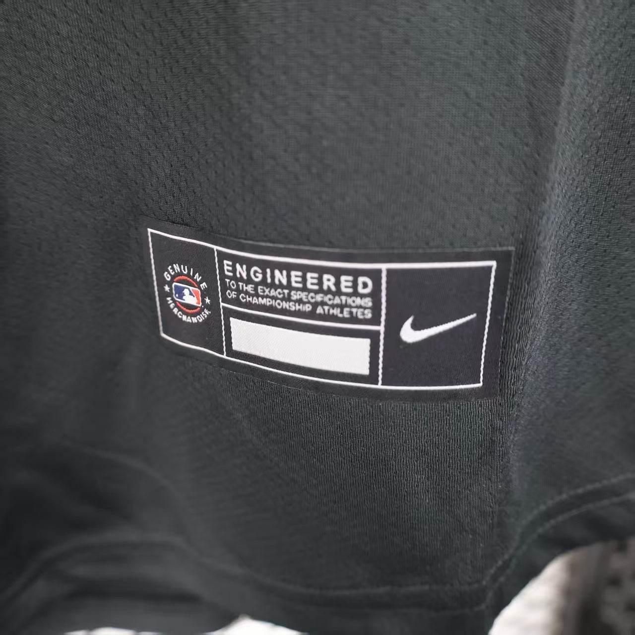 CAMISETA PSG II EDICIÓN MLB (VERSIÓN FAN) - ZonaCamisetas