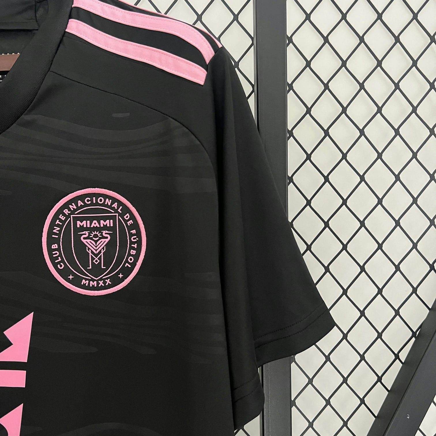 CAMISETA INTER MIAMI II 24/25 HOMBRE (VERSIÓN FAN) - ZonaCamisetas
