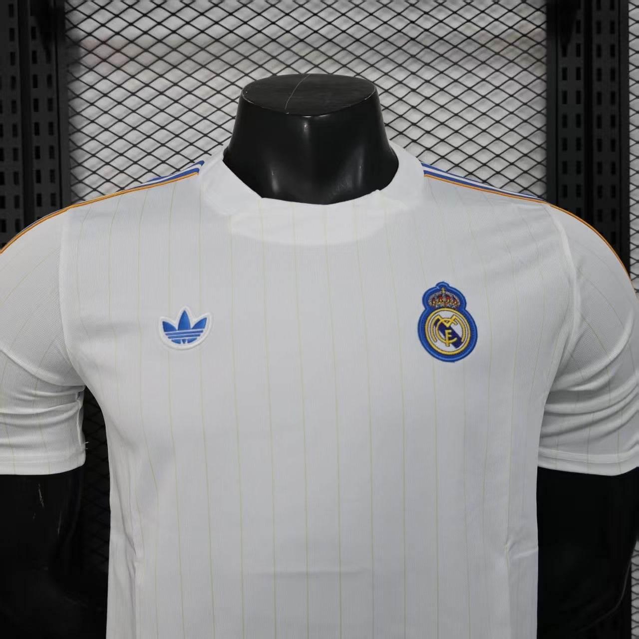 CAMISETA REAL MADRID ICON 25/26 (VERSIÓN JUGADOR) - ZonaCamisetas
