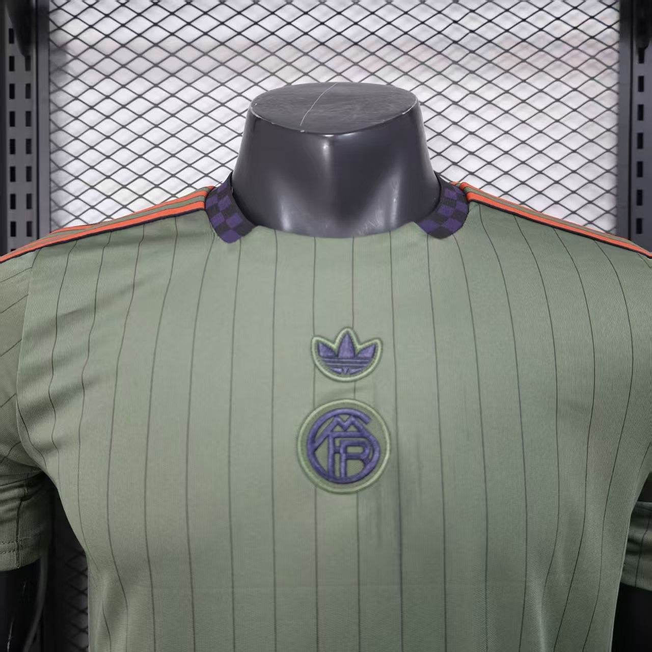 CAMISETA BAYERN MUNICH ICON 25/26 HOMBRE (VERSIÓN JUGADOR) - ZonaCamisetas