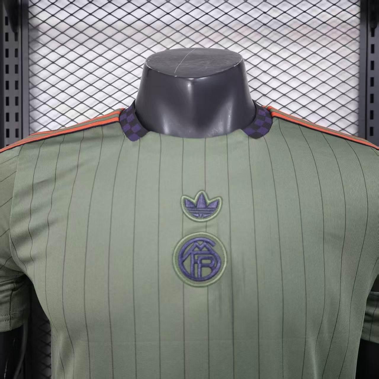 CAMISETA BAYERN MUNICH ICON 25/26 HOMBRE (VERSIÓN JUGADOR) - ZonaCamisetas