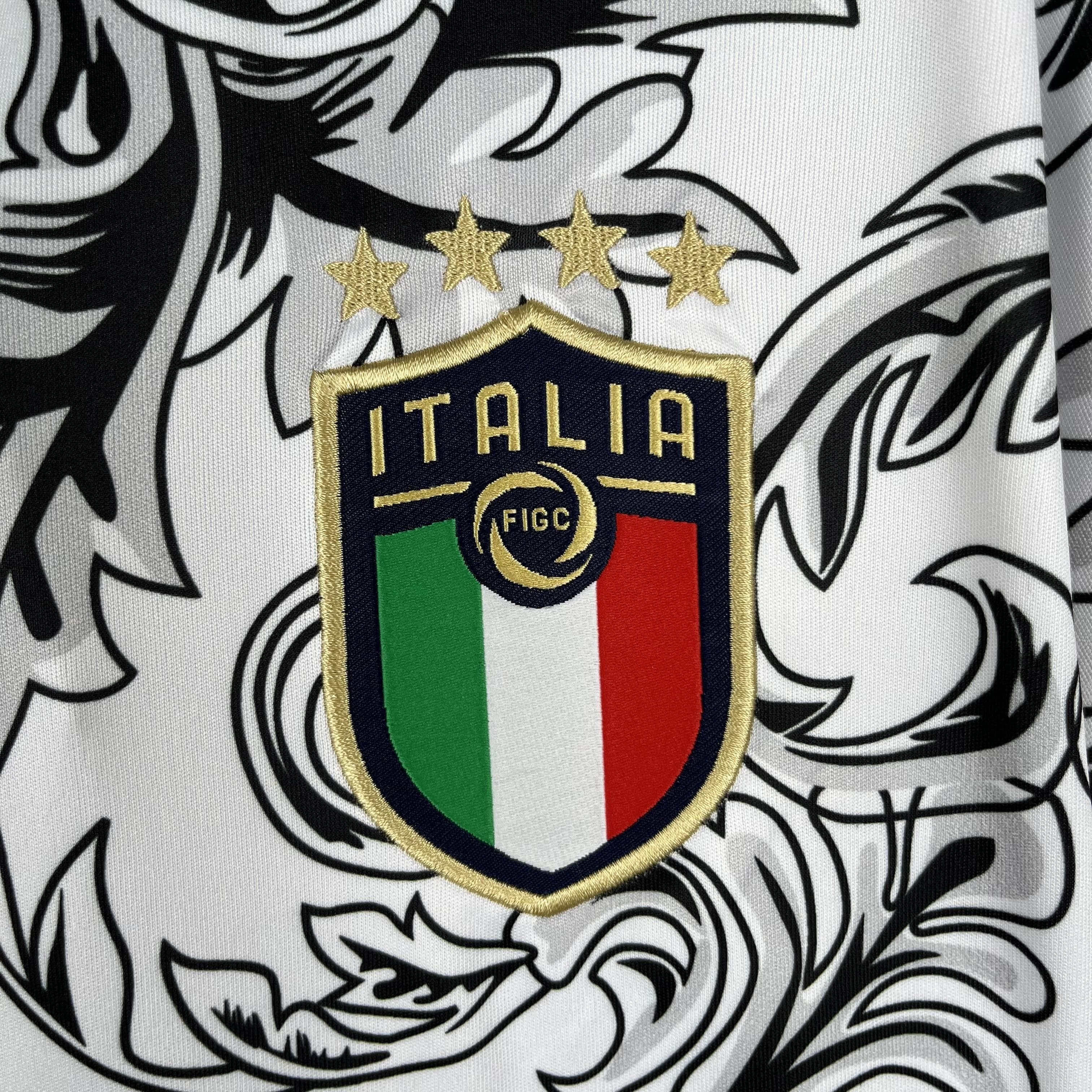 CAMISETA ITALIA EDICIÓN ESPECIAL WHITE 2024 HOMBRE (VERSIÓN FAN)