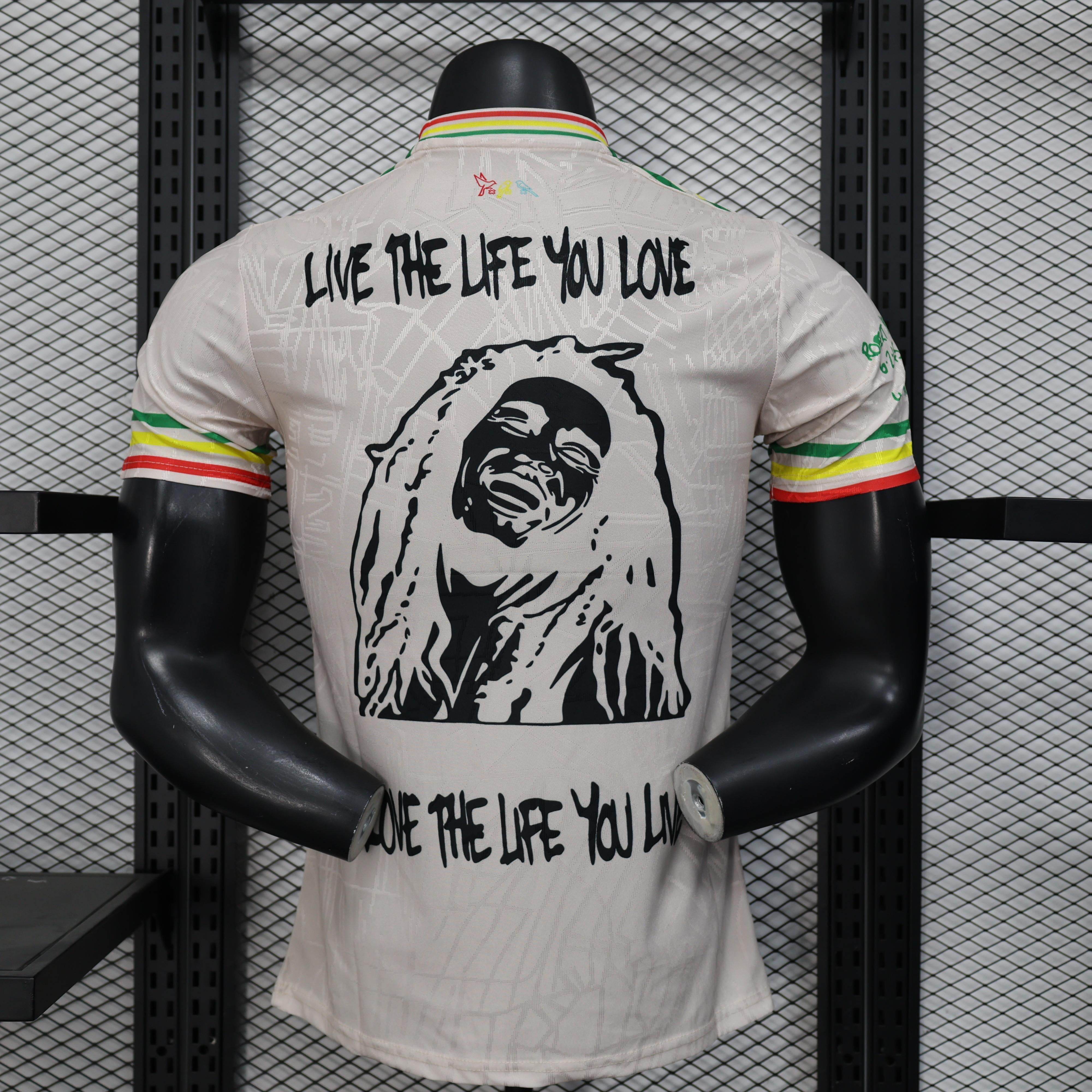 CAMISETA AJAX l 25/26 ESPECIAL HOMBRE (VERSIÓN JUGADOR) - ZonaCamisetas