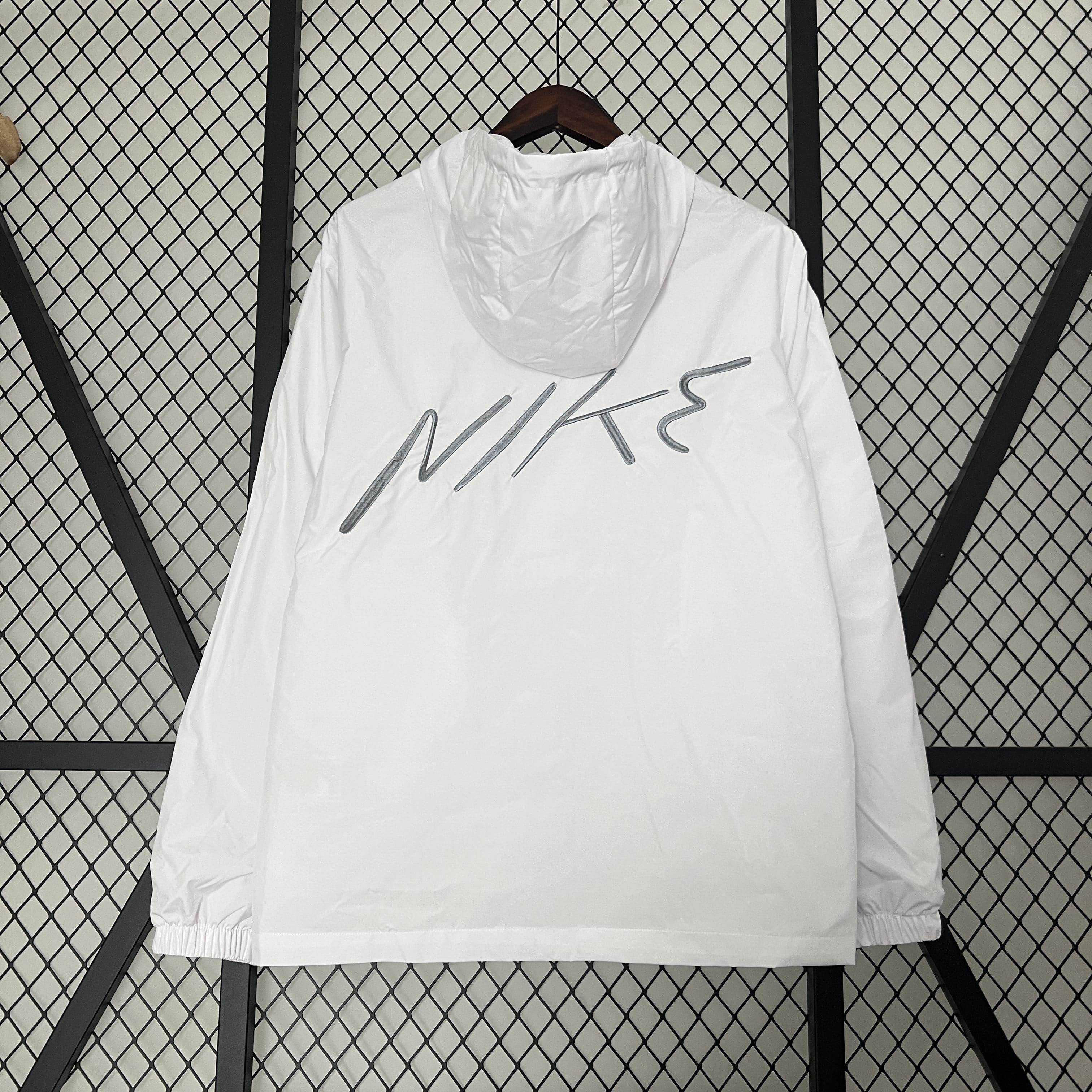 CORTAVIENTO NIKE WHITE 2024 - ZonaCamisetas