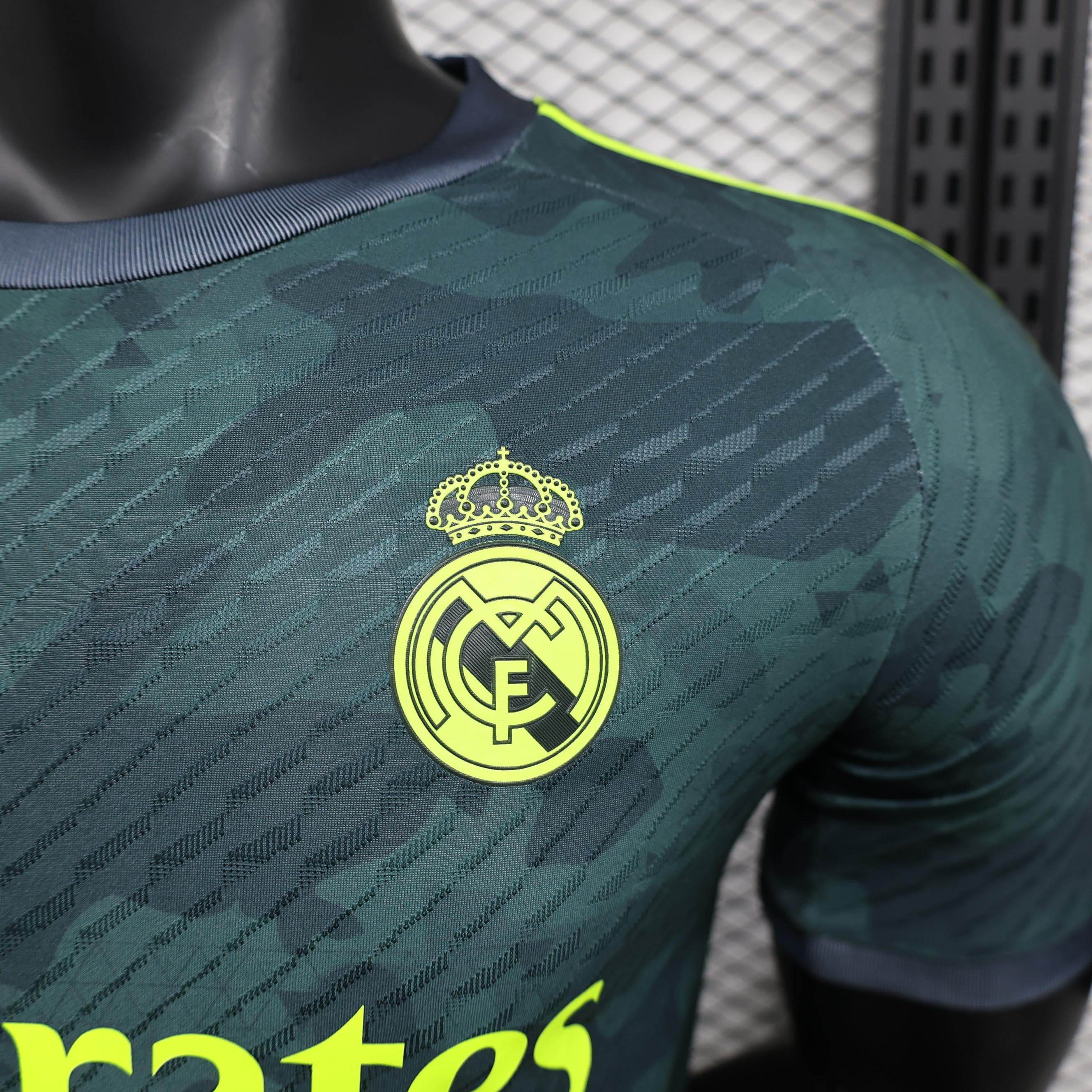 CAMISETA REAL MADRID ll EDICION ESPECIAL 24/25 HOMBRE (VERSION JUGADOR) - ZonaCamisetas