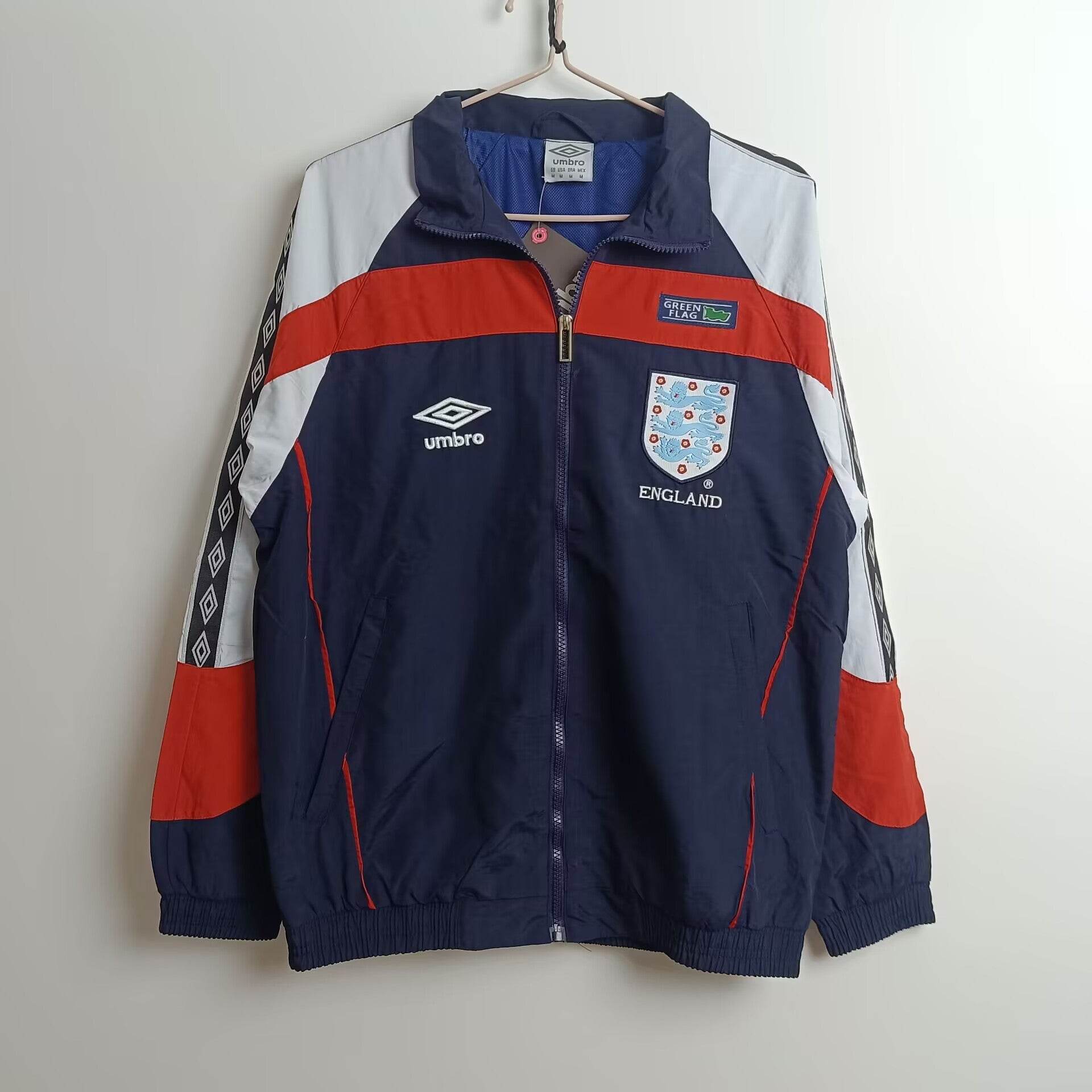 CORTAVIENTO INGLATERRA l 24/25 - ZonaCamisetas