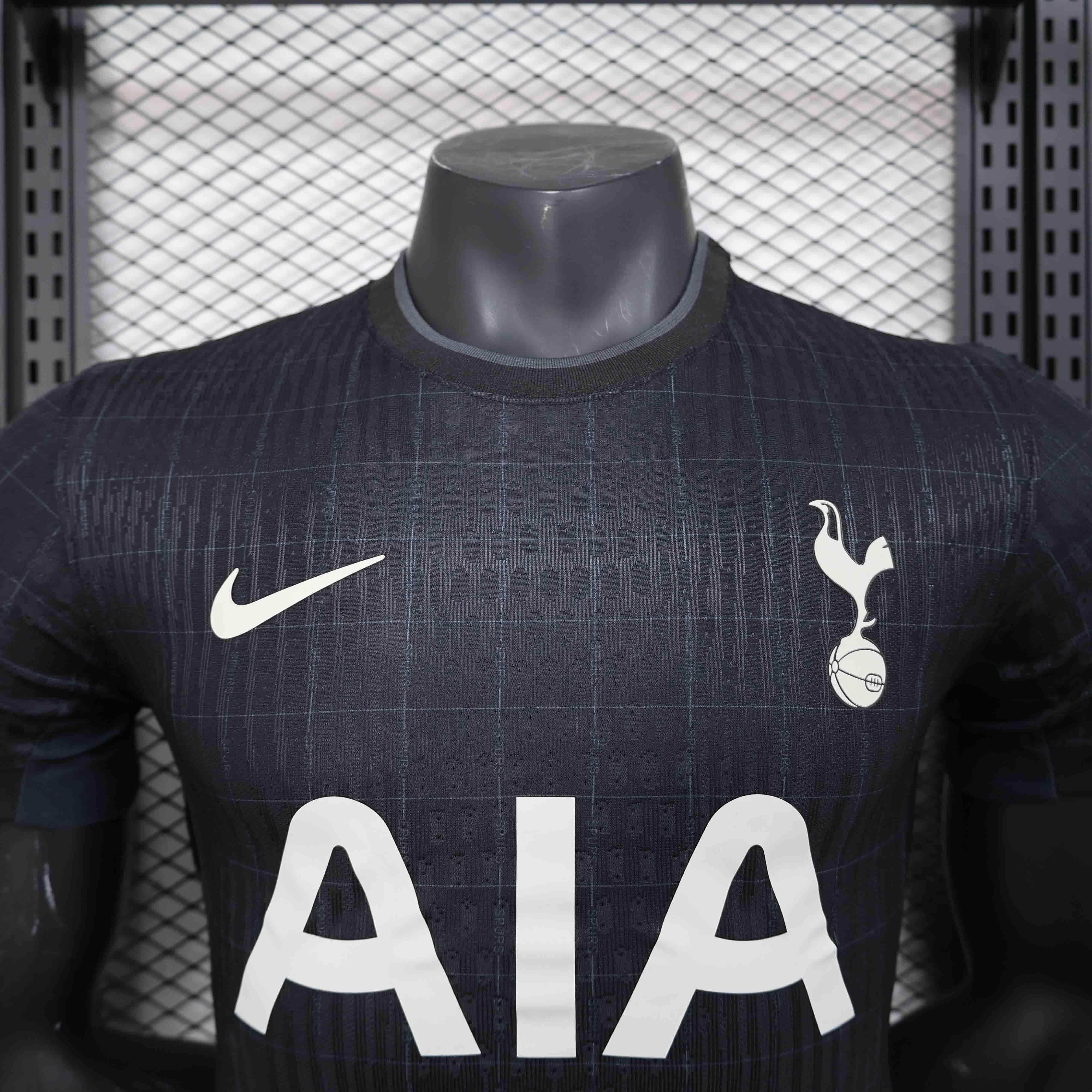CAMISETA TOTTENHAM ll 24/25 BLACK HOMBRE (VERSIÓN JUGADOR) - ZonaCamisetas