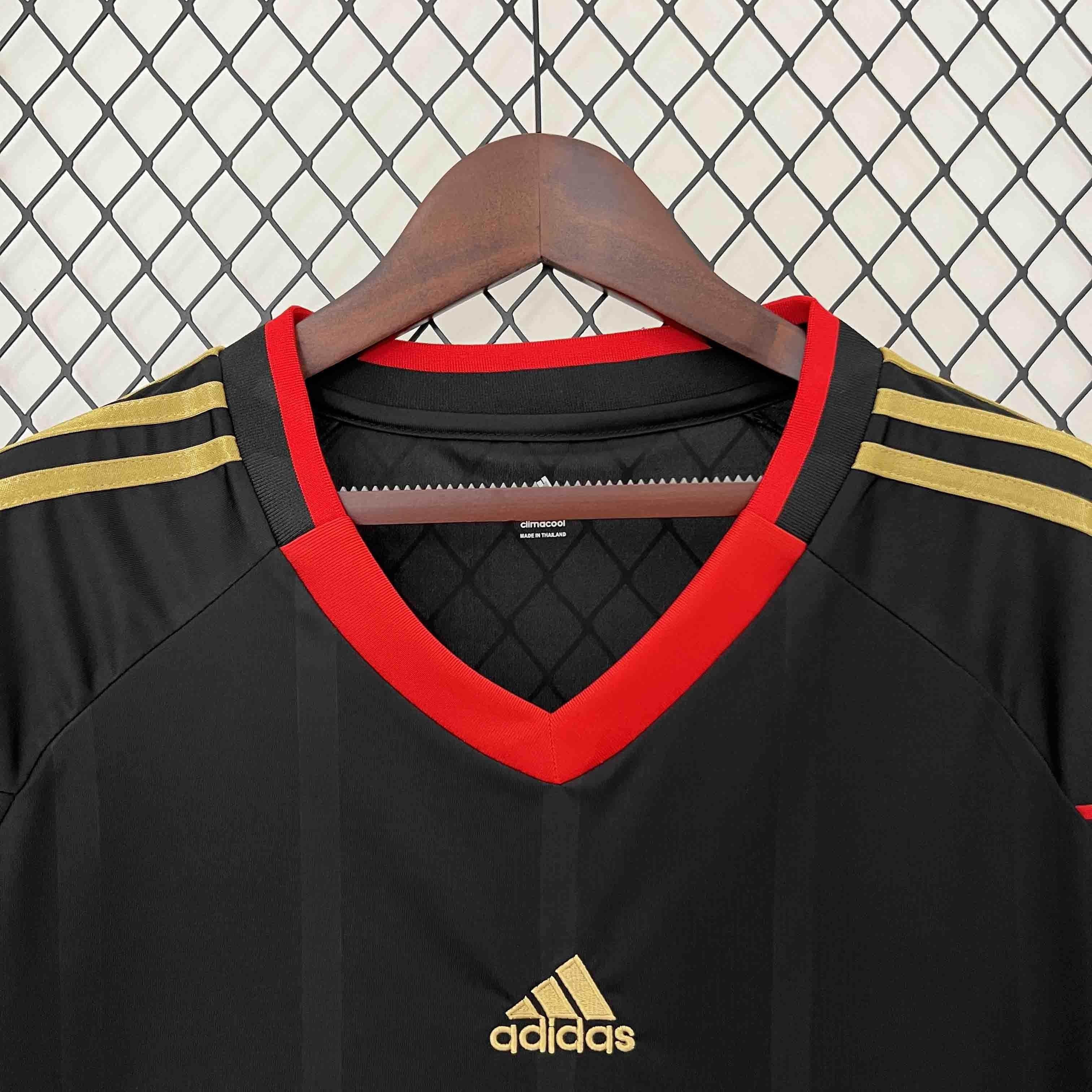 CAMISETA ALEMANIA lI 2010 HOMBRE (RETRO) - ZonaCamisetas