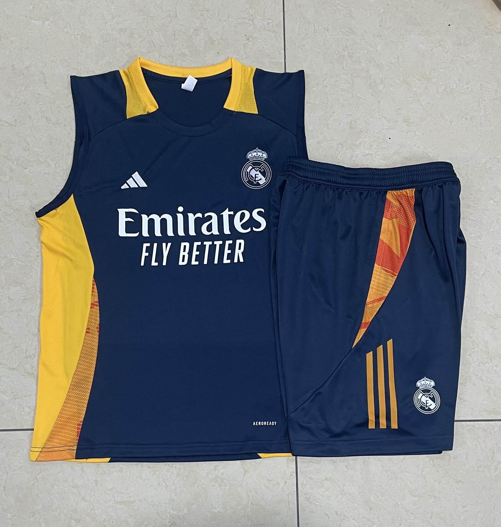 CONJUNTO SIN MANGAS REAL MADRID ENTRENAMIENTO V 24/25 HOMBRE - ZonaCamisetas