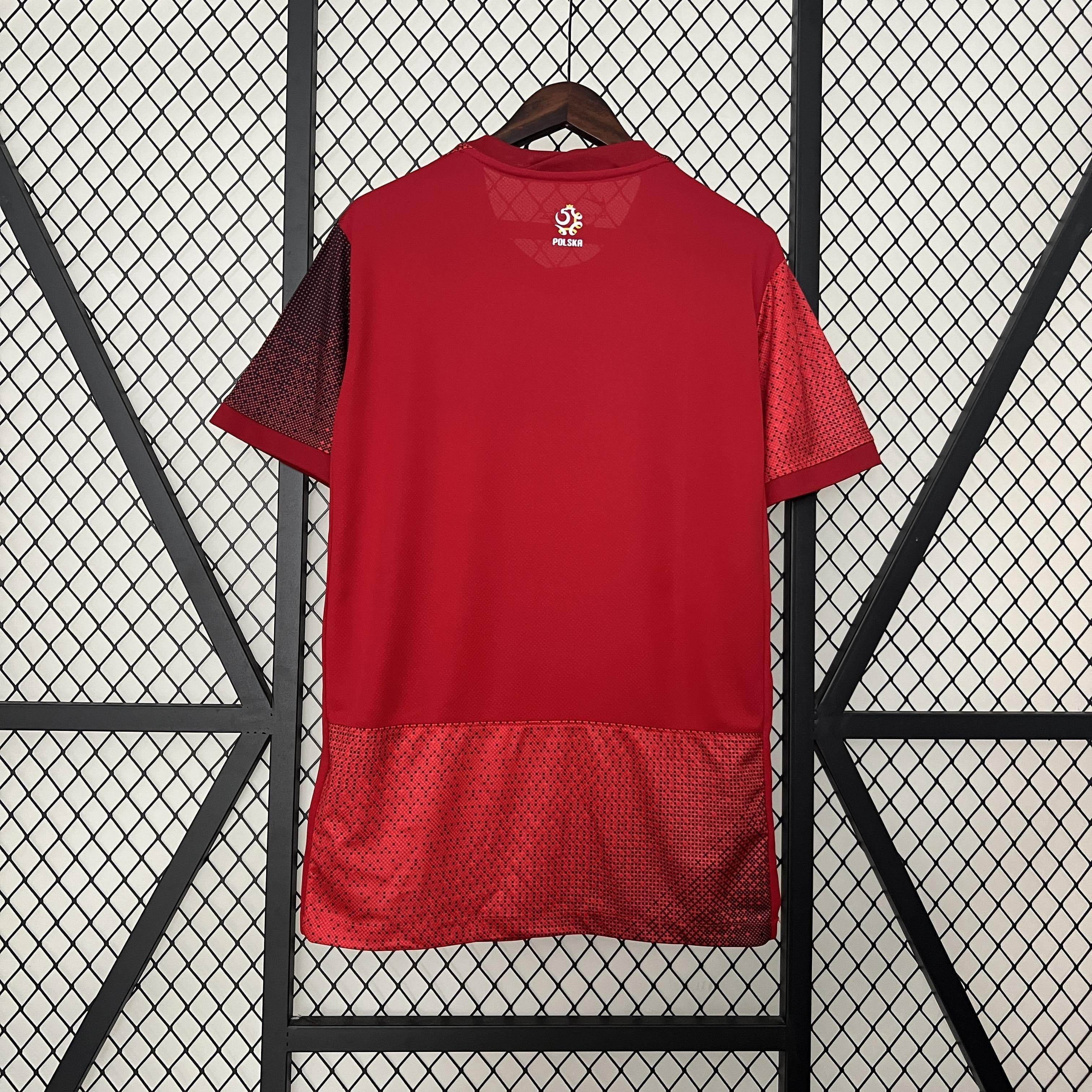 CAMISETA POLONIA Il 24 HOMBRE (VERSIÓN FAN) - ZonaCamisetas