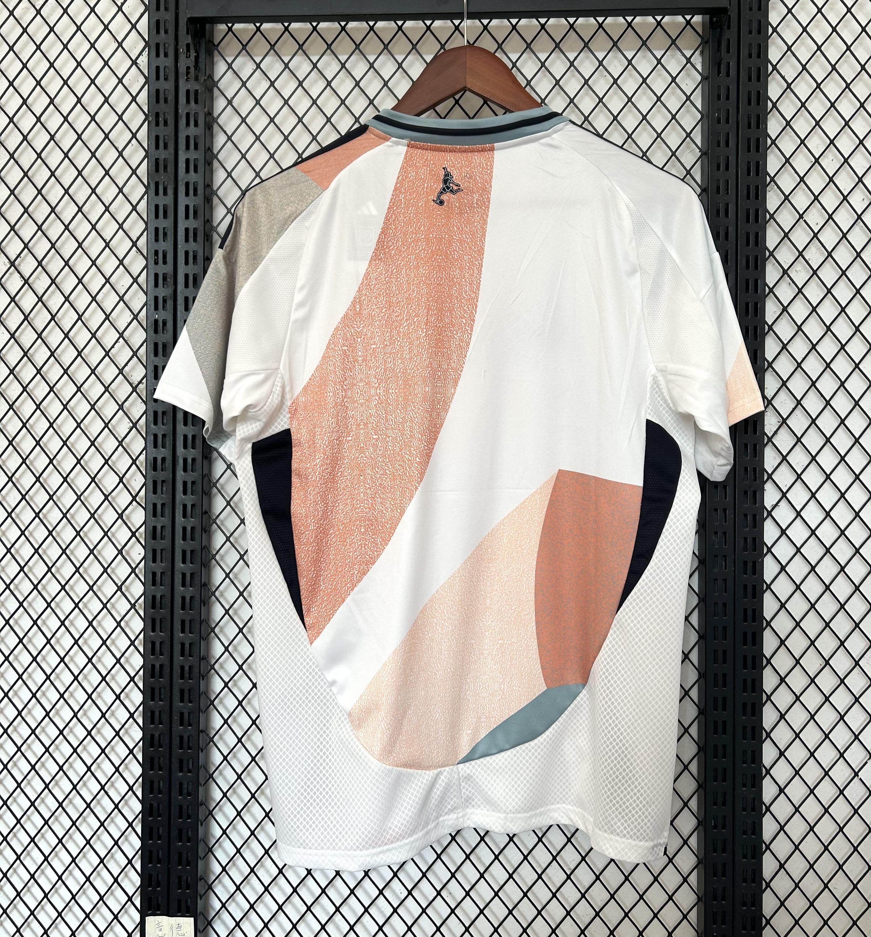 CAMISETA ESPAÑA Il 25/26 HOMBRE (VERSIÓN FAN) - ZonaCamisetas