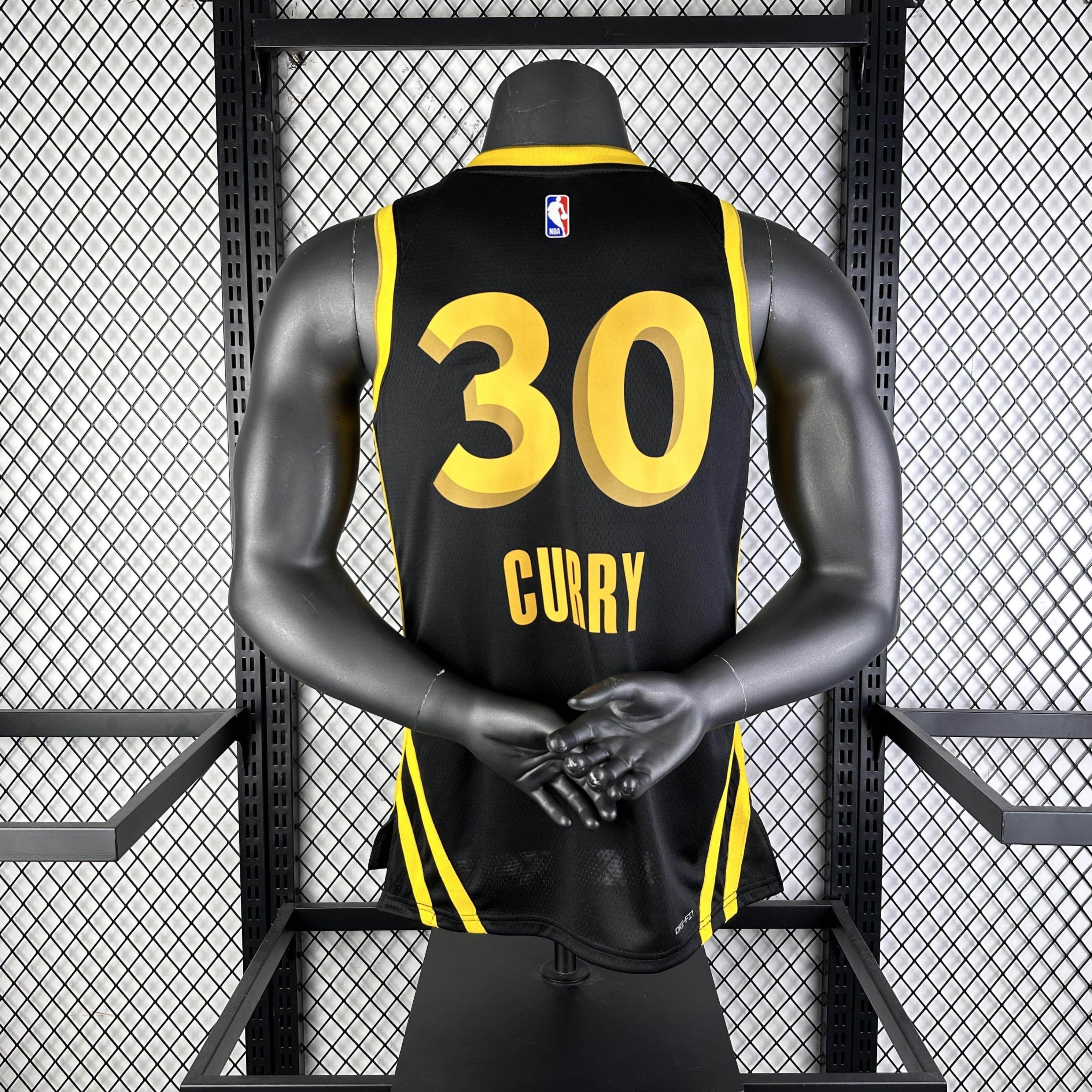 CAMISETA WARRIORS SEASON 24 HOMBRE EDICIÓN CURRY (NBA) - ZonaCamisetas