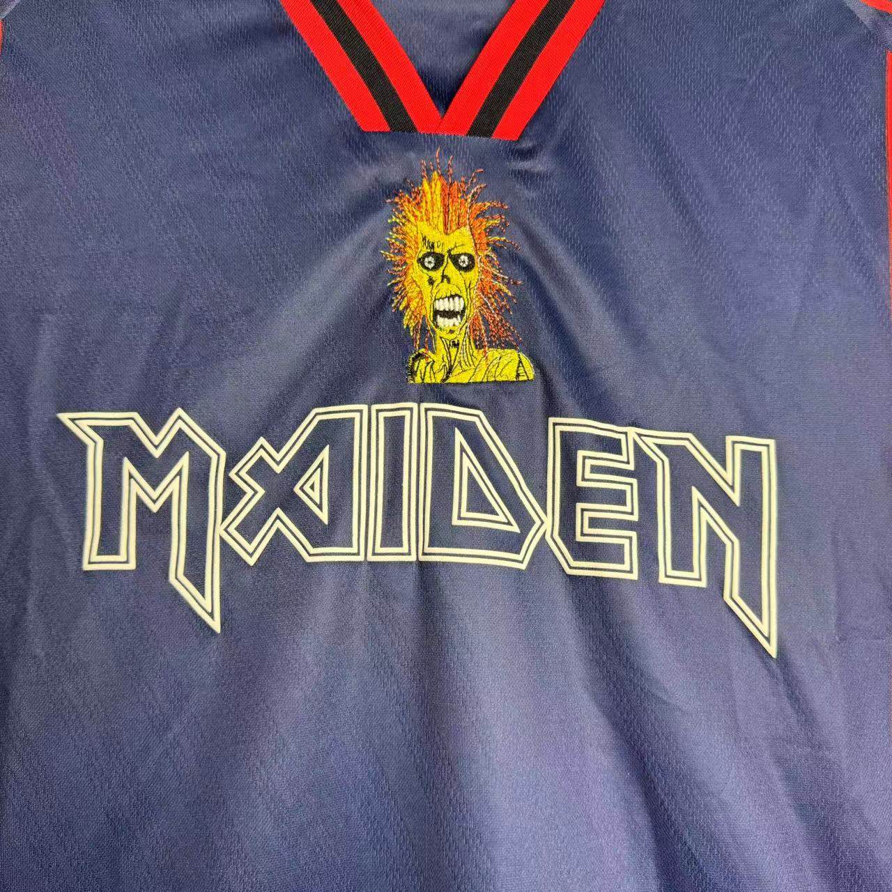CAMISETA WEST HAM IRON MAIDEN 1998 HOMBRE (RETRO) MANGA LARGA - ZonaCamisetas