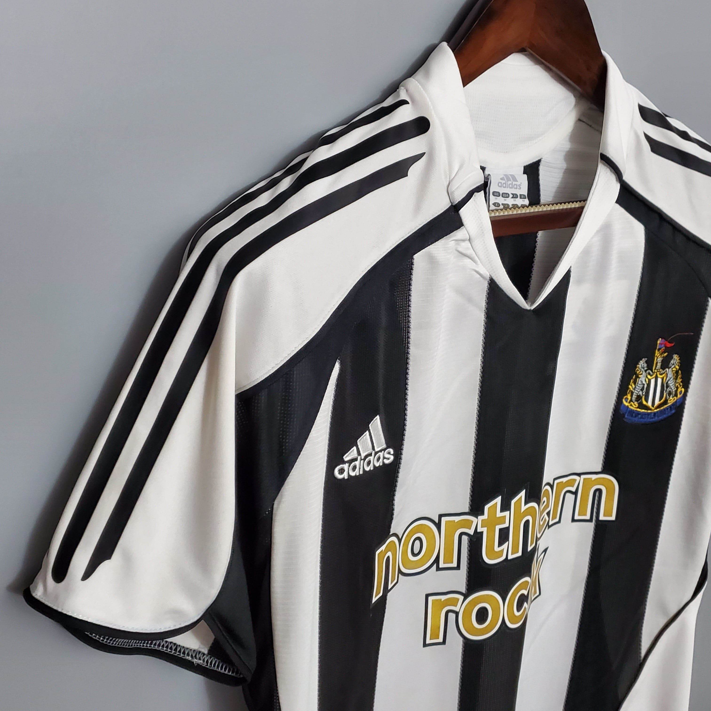 CAMISETA NEWCASTLE l 05/06 HOMBRE (RETRO) - ZonaCamisetas