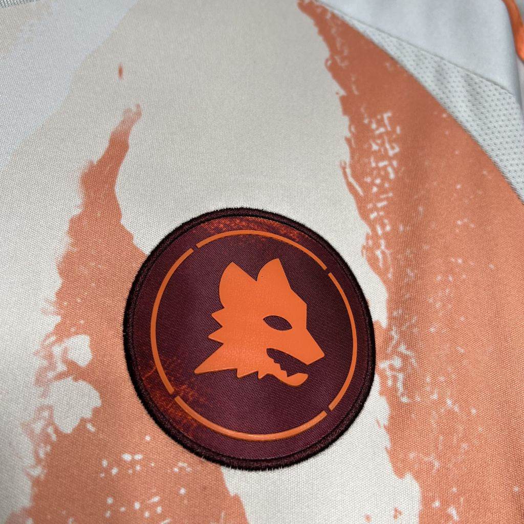 CAMISETA ROMA lI 24/25 HOMBRE (VERSIÓN FAN) - ZonaCamisetas