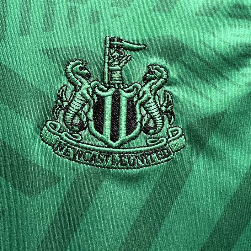 CAMISETA NEWCASTLE Il 23/24 HOMBRE (VERSIÓN FAN) - ZonaCamisetas