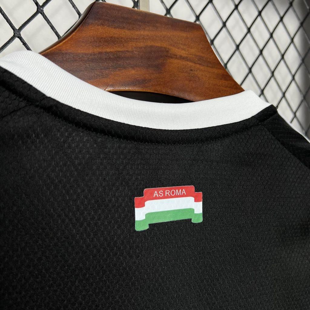 CAMISETA ROMA Ill 24/25 HOMBRE (VERSIÓN FAN) - ZonaCamisetas