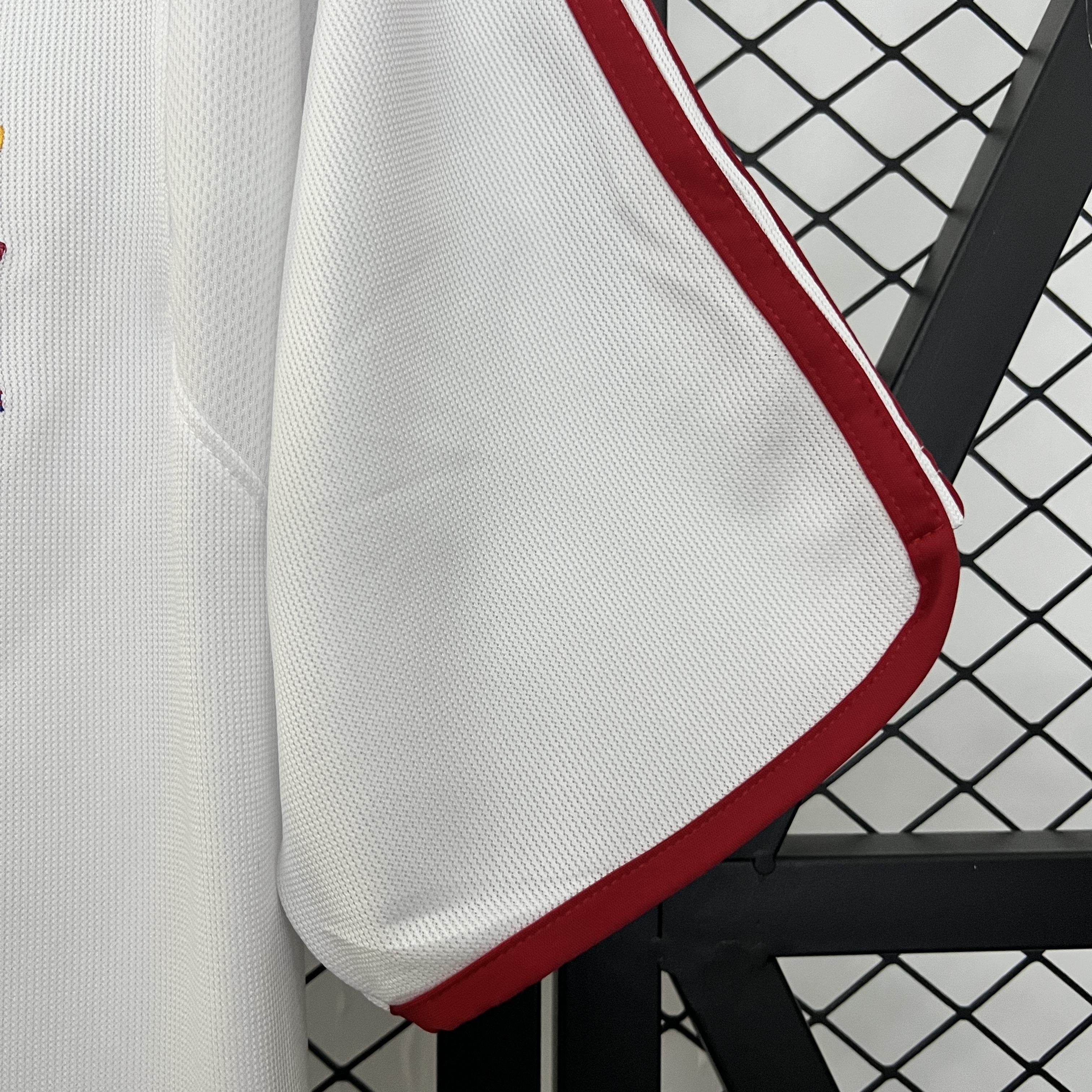 CAMISETA ESPAÑA lI 2000 HOMBRE (RETRO) - ZonaCamisetas