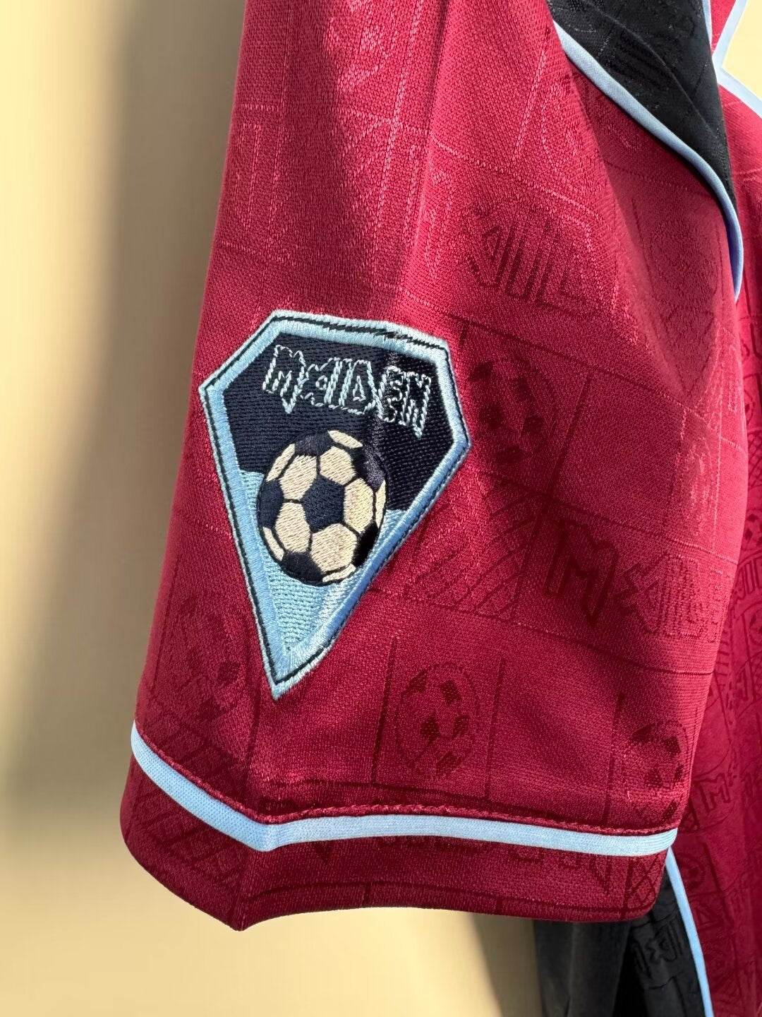 CAMISETA WEST HAM IRON MAIDEN 2011 HOMBRE (RETRO) - ZonaCamisetas