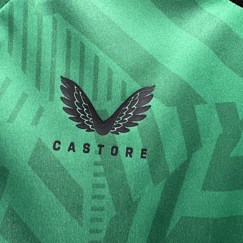 CAMISETA NEWCASTLE Il 23/24 HOMBRE (VERSIÓN FAN)