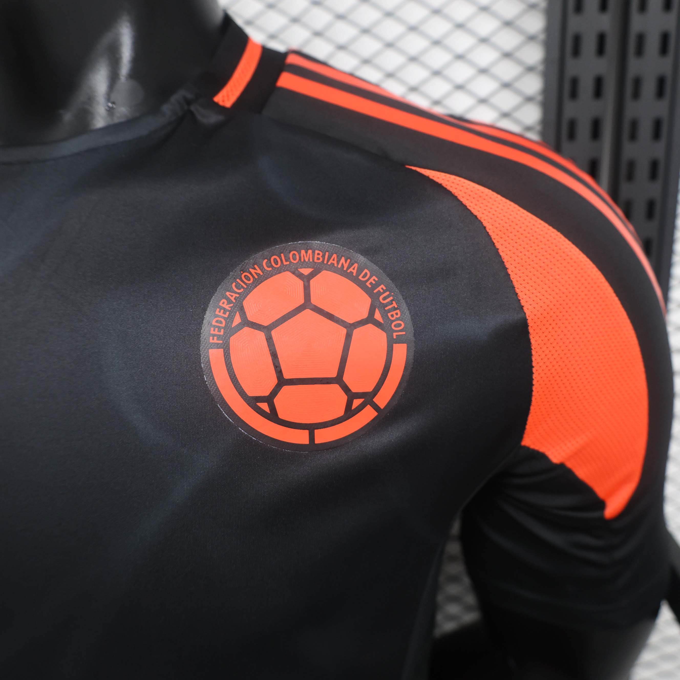 CAMISETA COLOMBIA Il 2024 HOMBRE (VERSIÓN JUGADOR) - ZonaCamisetas