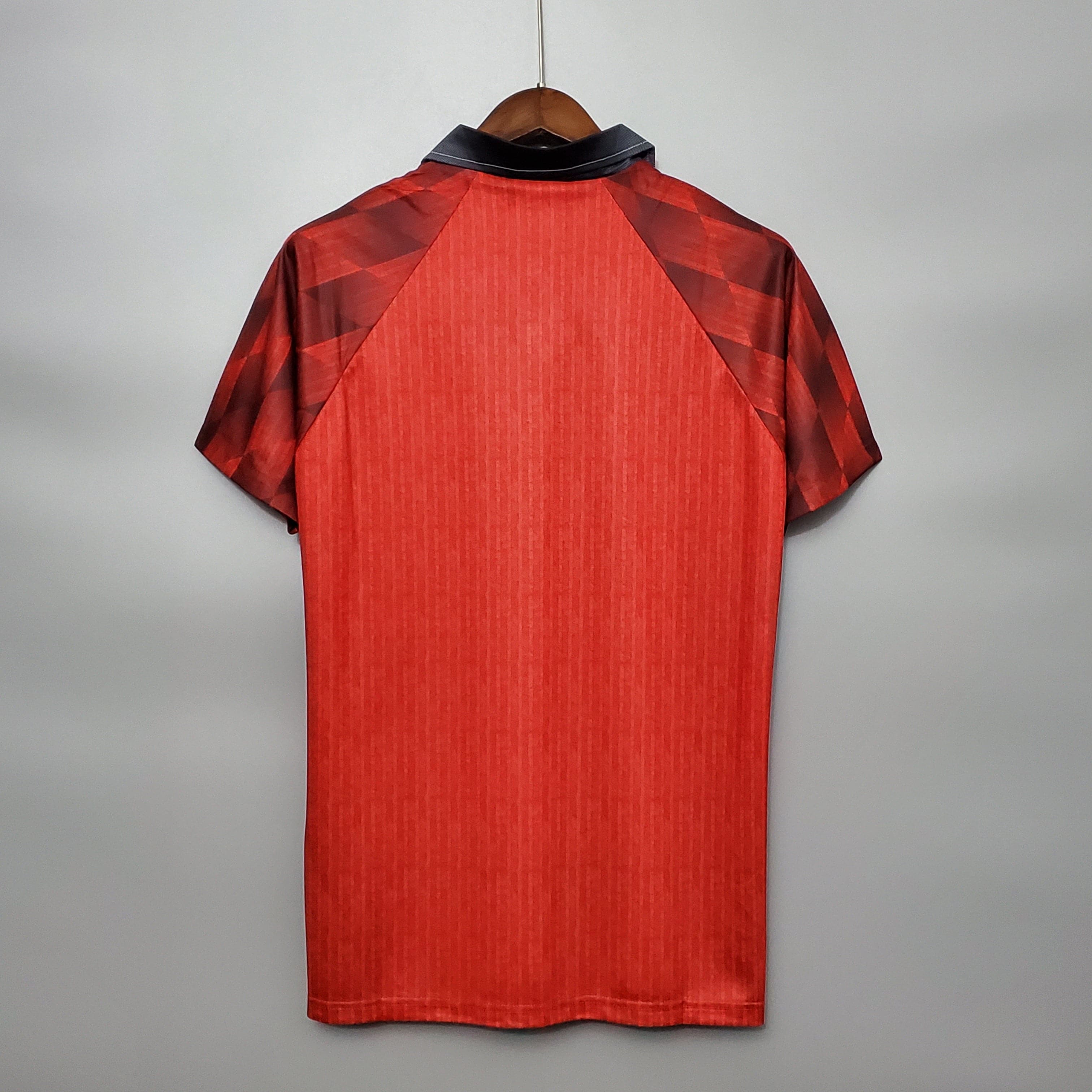 CAMISETA MANCHESTER UNITED I 1996 HOMBRE (RETRO)
