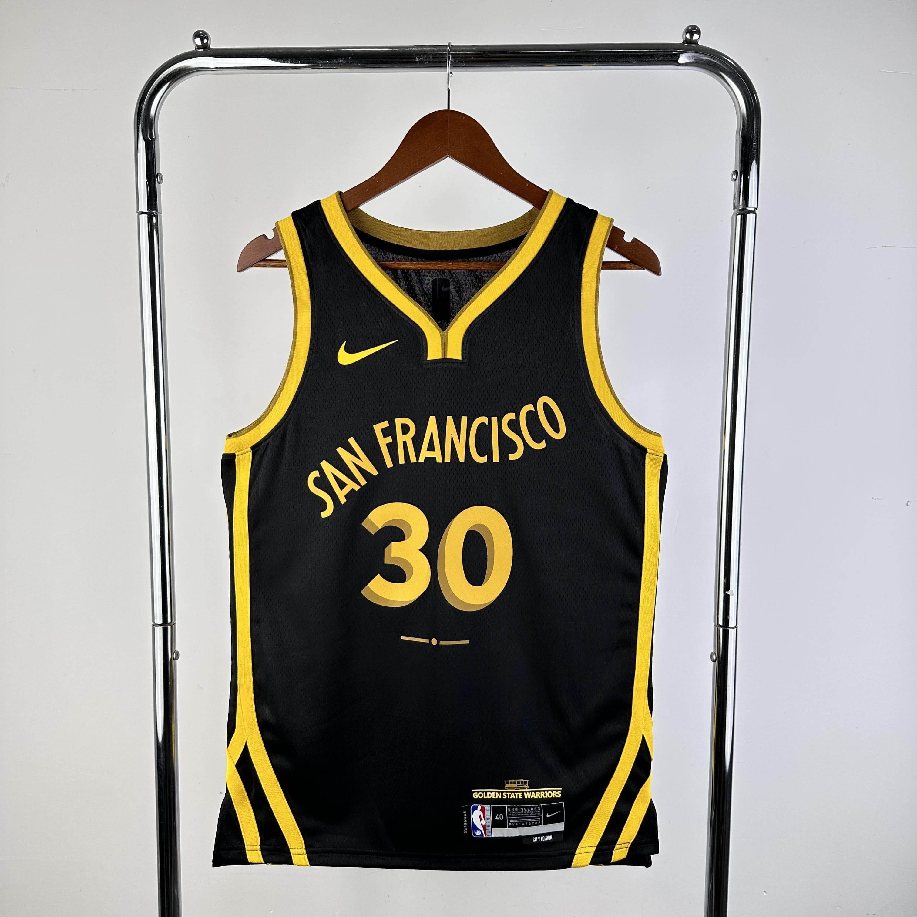 CAMISETA WARRIORS SEASON 24 HOMBRE EDICIÓN CURRY (NBA) - ZonaCamisetas