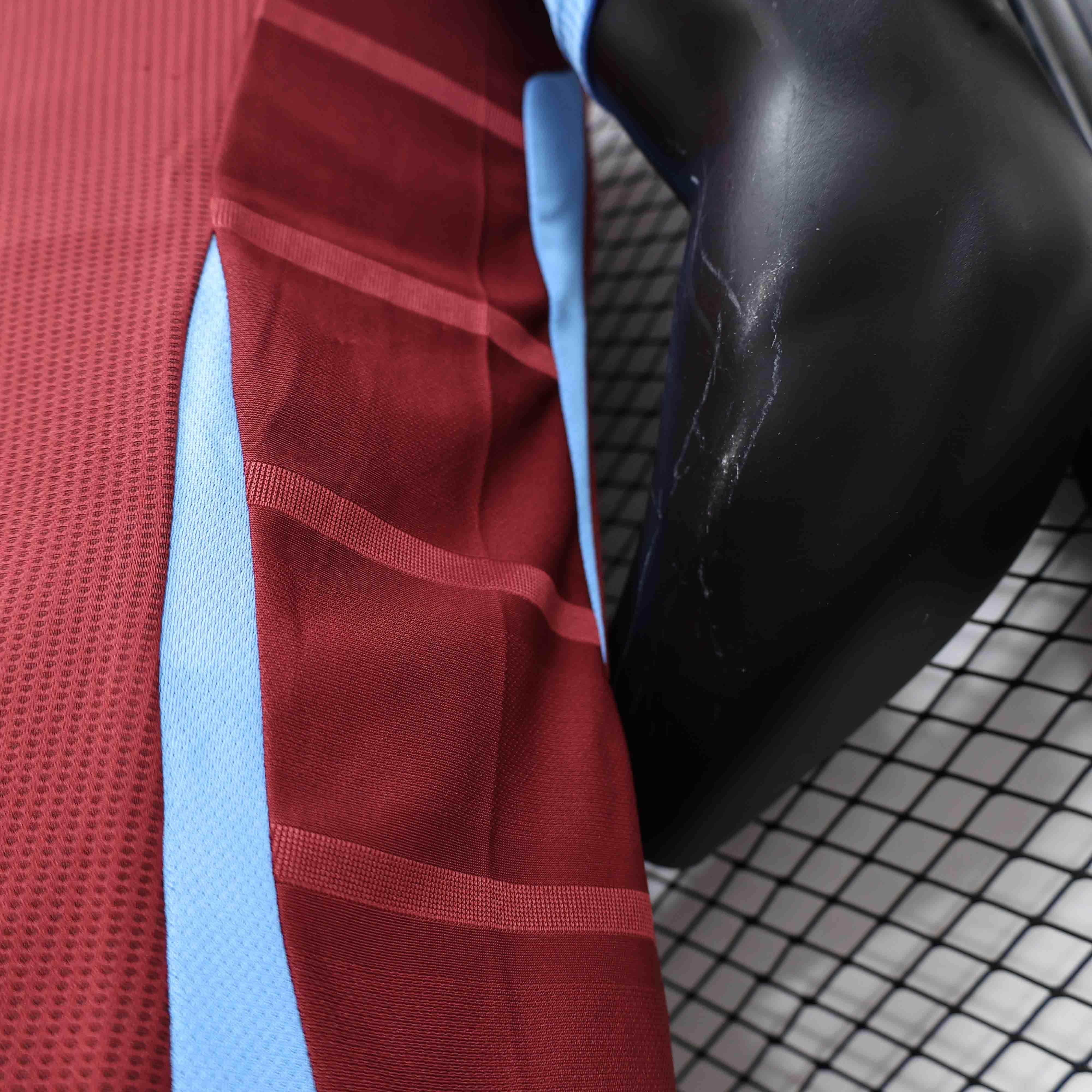 CAMISETA ASTON VILLA 24/25 HOMBRE (VERSIÓN JUGADOR) - ZonaCamisetas