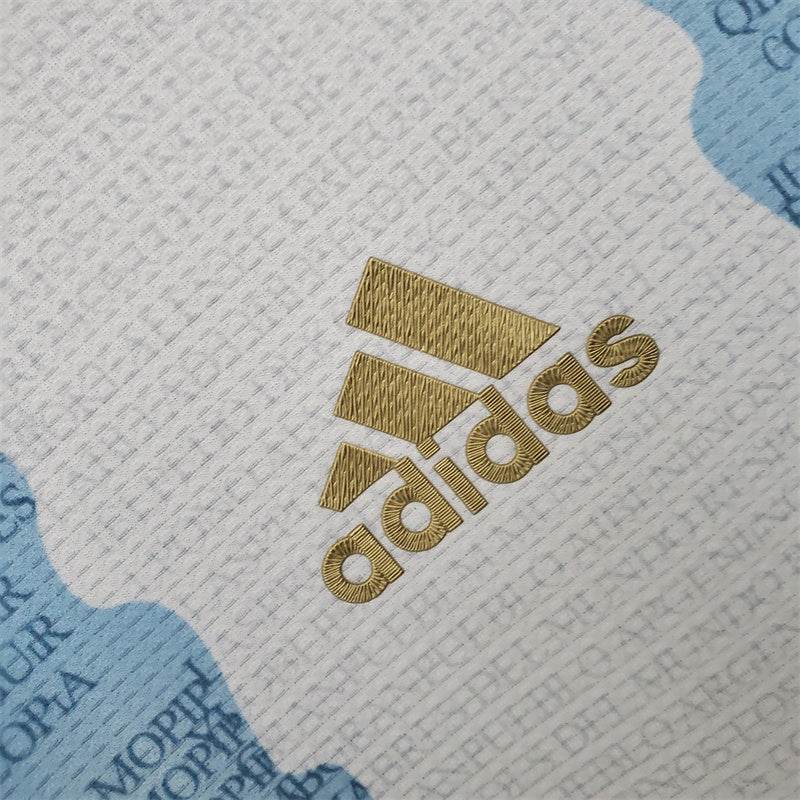 CAMISETA ARGENTINA EDICIÓN COMEMORATIVA Il 2021 HOMBRE (RETRO) - ZonaCamisetas