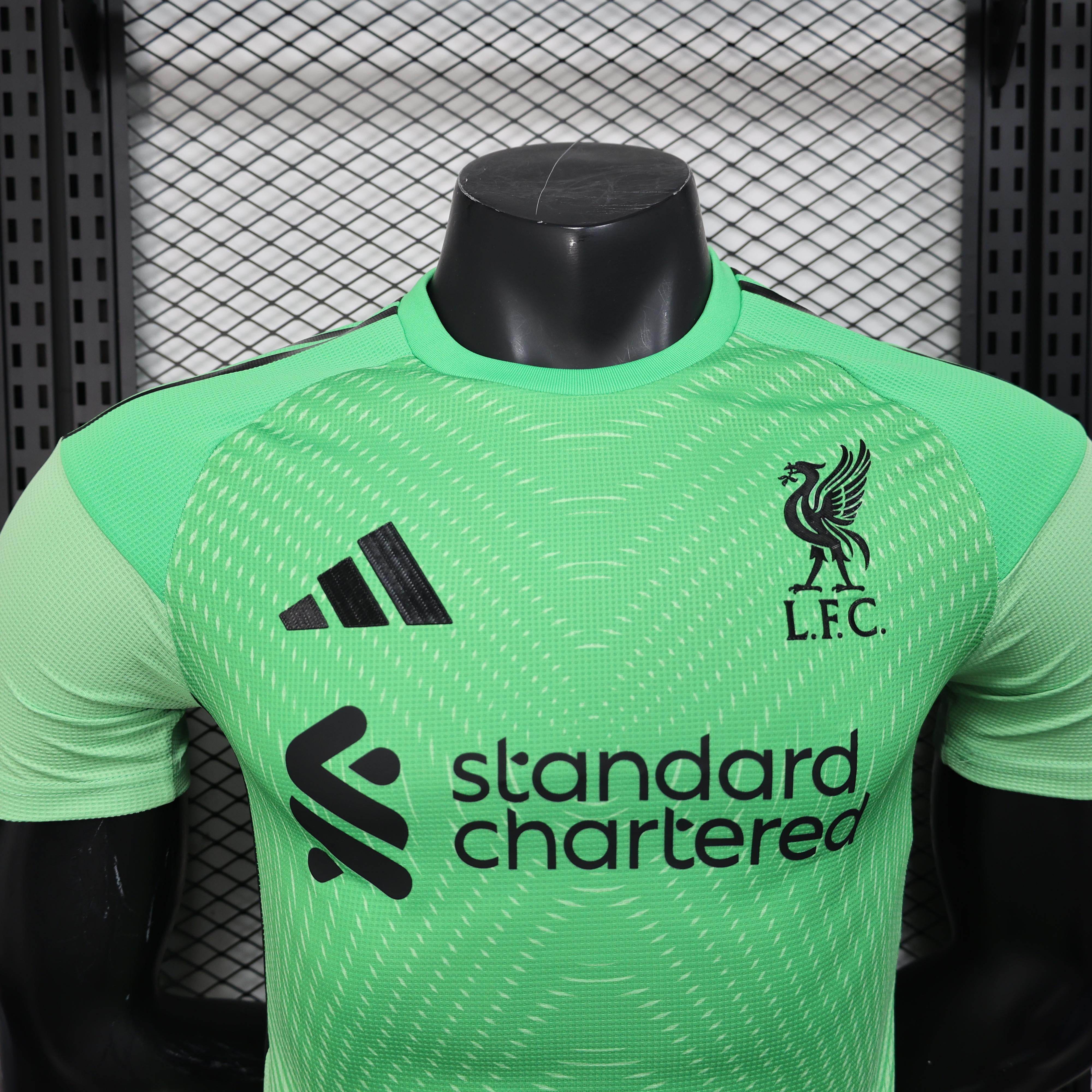 CAMISETA LIVERPOOL III 25/26 HOMBRE (VERSIÓN JUGADOR) - ZonaCamisetas