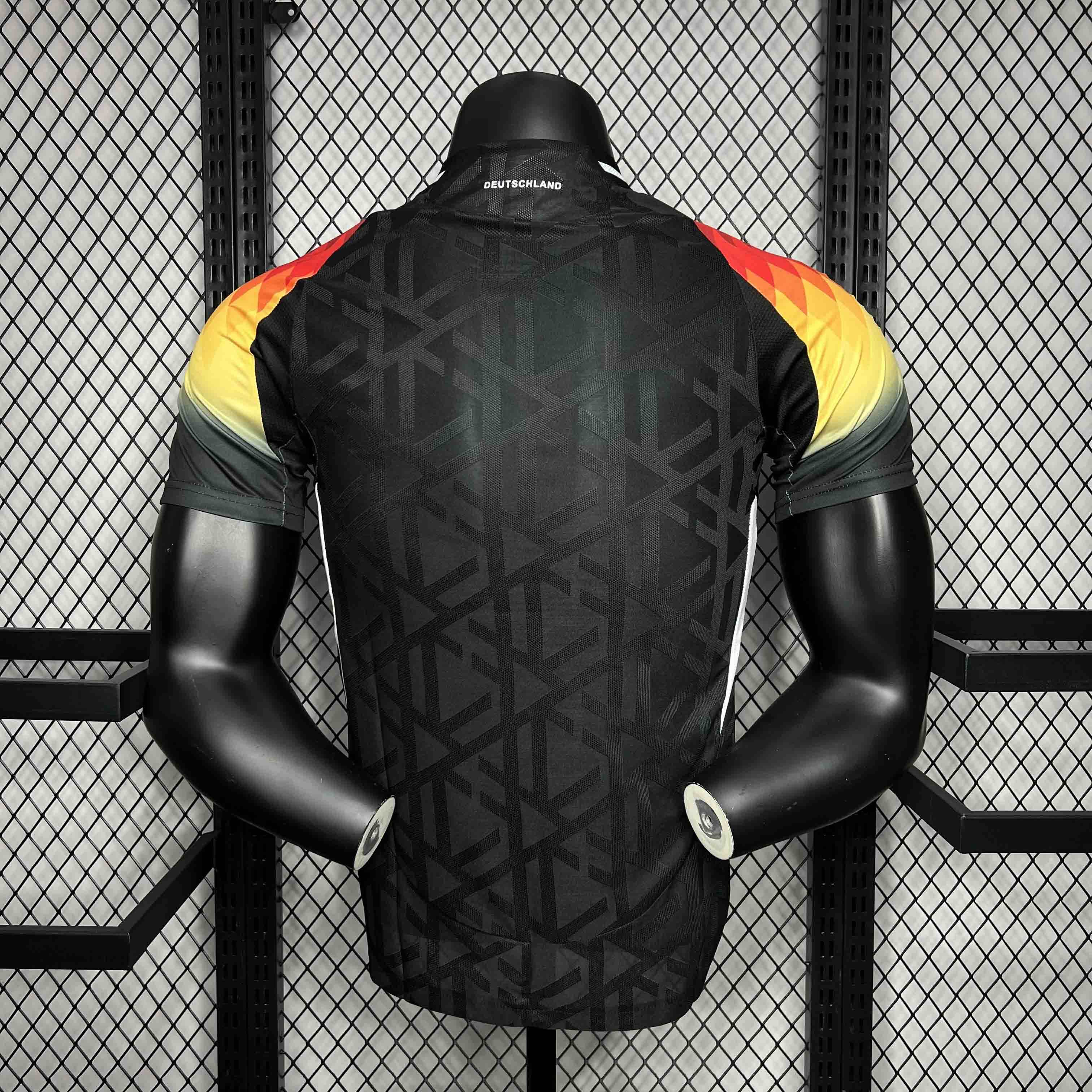 CAMISETA ALEMANIA I 2024 PREMATCH HOMBRE (VERSIÓN JUGADOR) - ZonaCamisetas