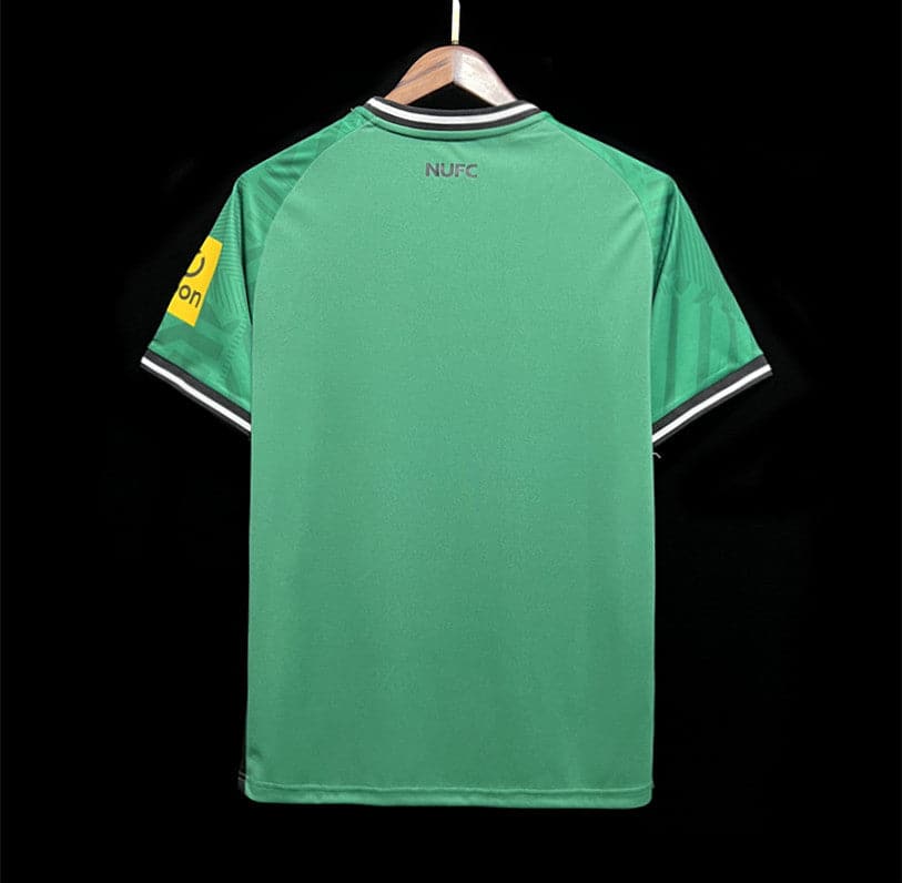 CAMISETA NEWCASTLE Il 23/24 HOMBRE (VERSIÓN FAN)
