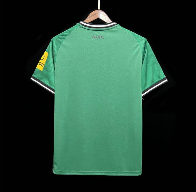 CAMISETA NEWCASTLE Il 23/24 HOMBRE (VERSIÓN FAN) - ZonaCamisetas