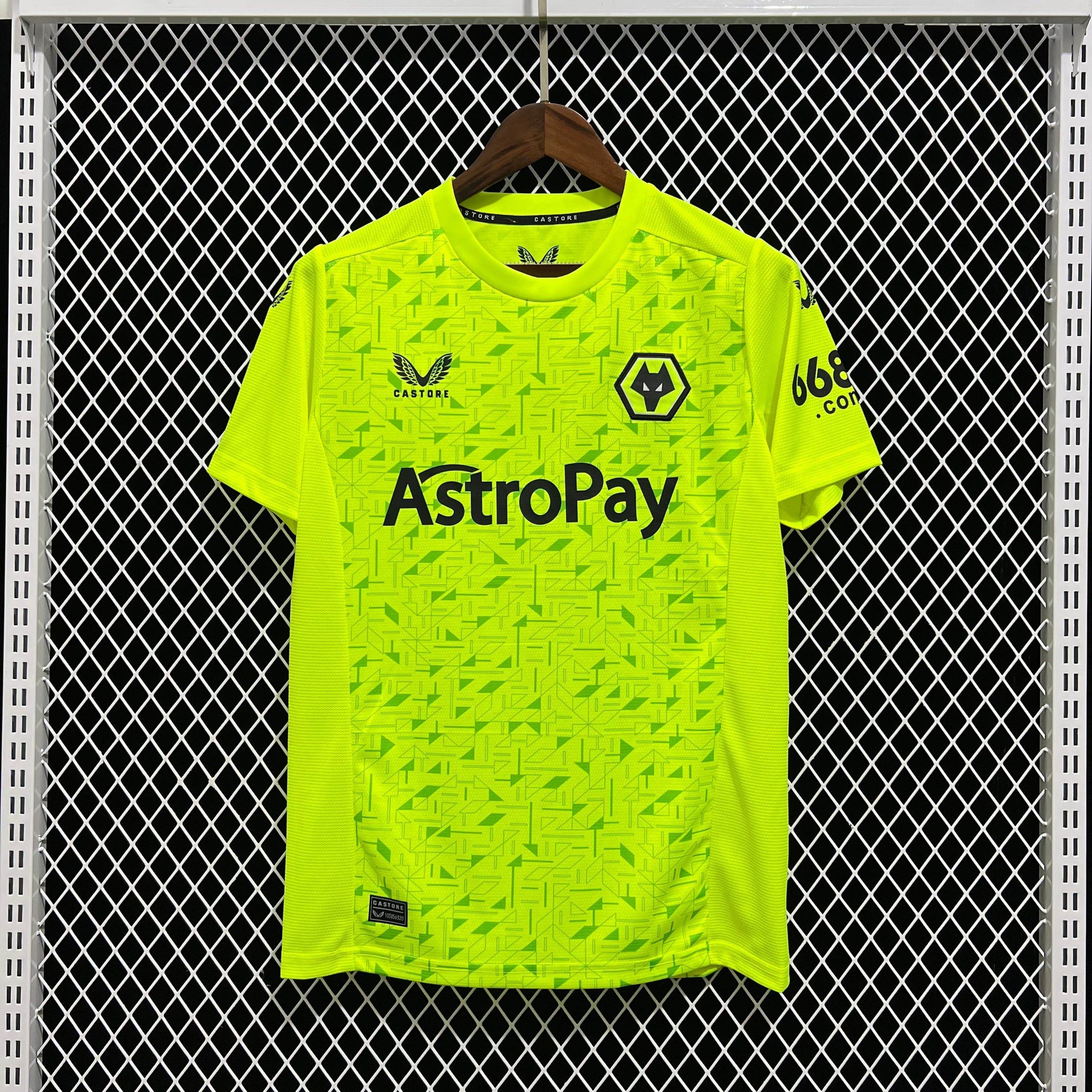 CAMISETA WOLVERHAMPTON II 23/24 HOMBRE (VERSIÓN FAN) - ZonaCamisetas