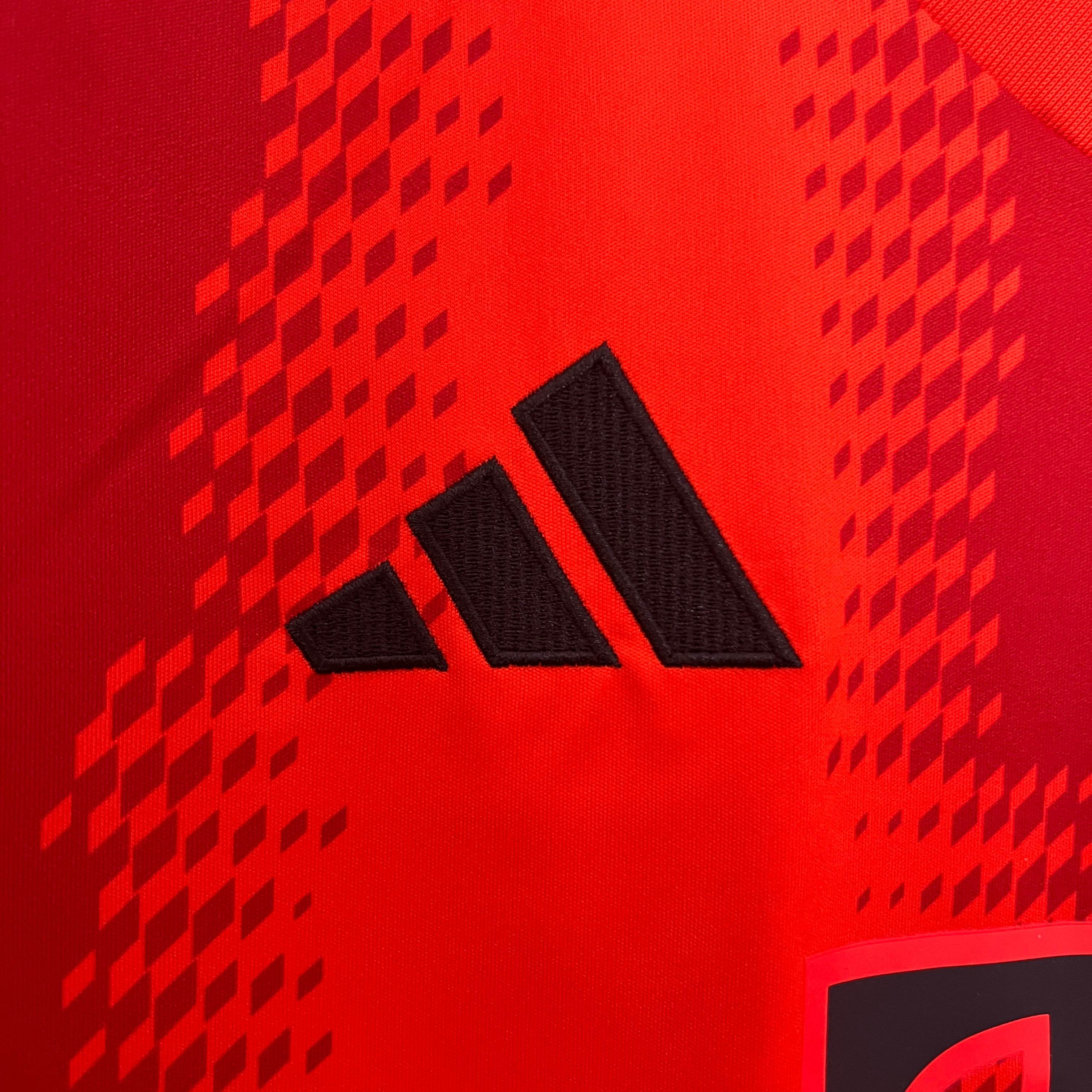 CAMISETA BAYERN MUNICH I 24/25 HOMBRE (VERSIÓN FAN) - ZonaCamisetas