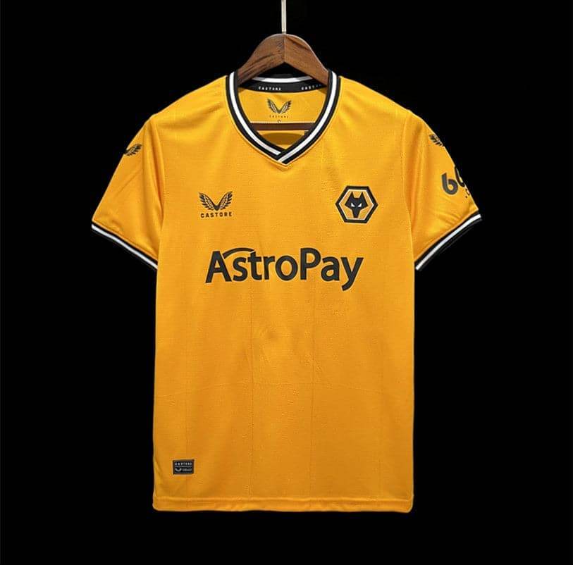 CAMISETA WOLVERHAMPTON I 23/24 HOMBRE (VERSIÓN FAN) - ZonaCamisetas