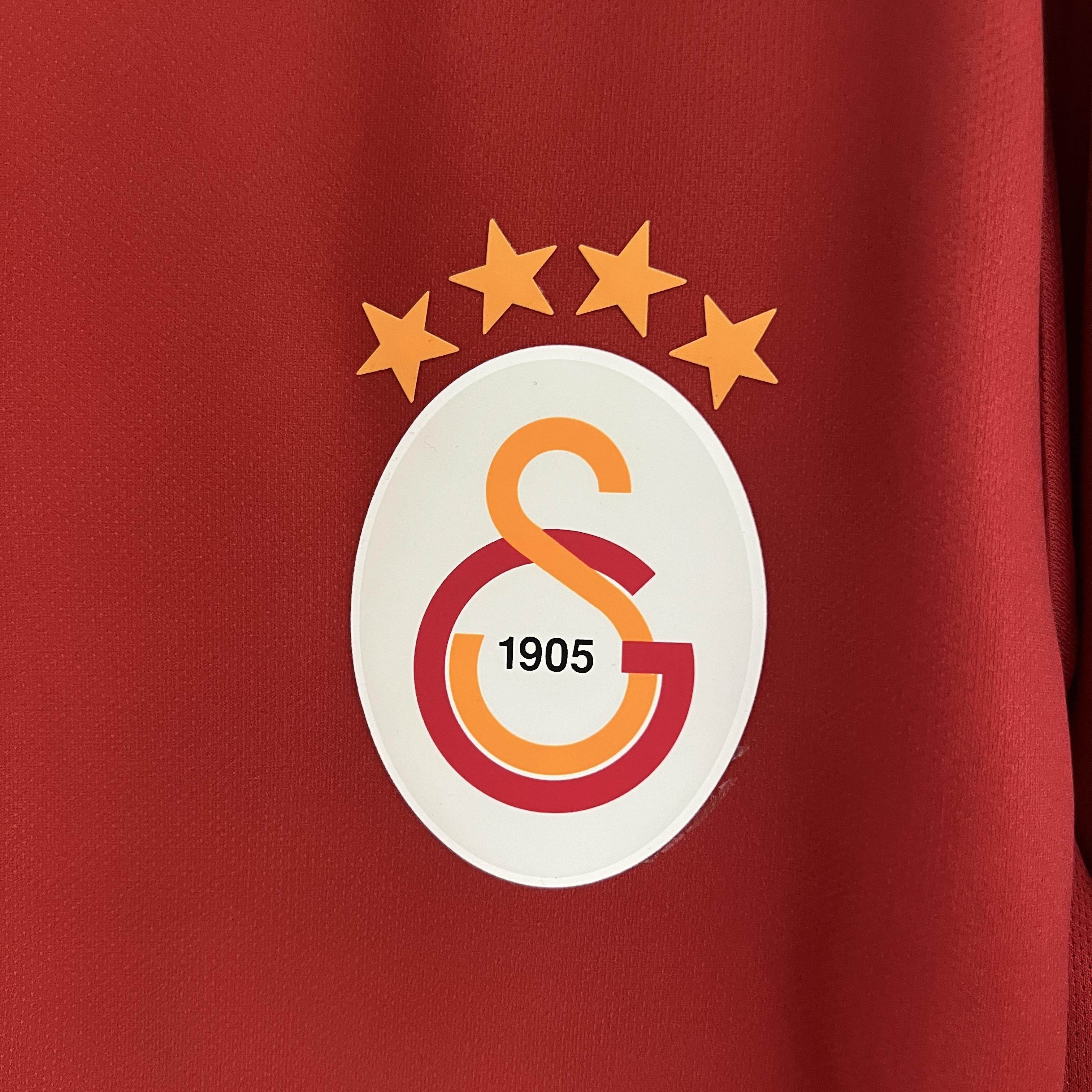 CAMISETA GALATASARAY I 24/25 HOMBRE (VERSIÓN FAN) - ZonaCamisetas