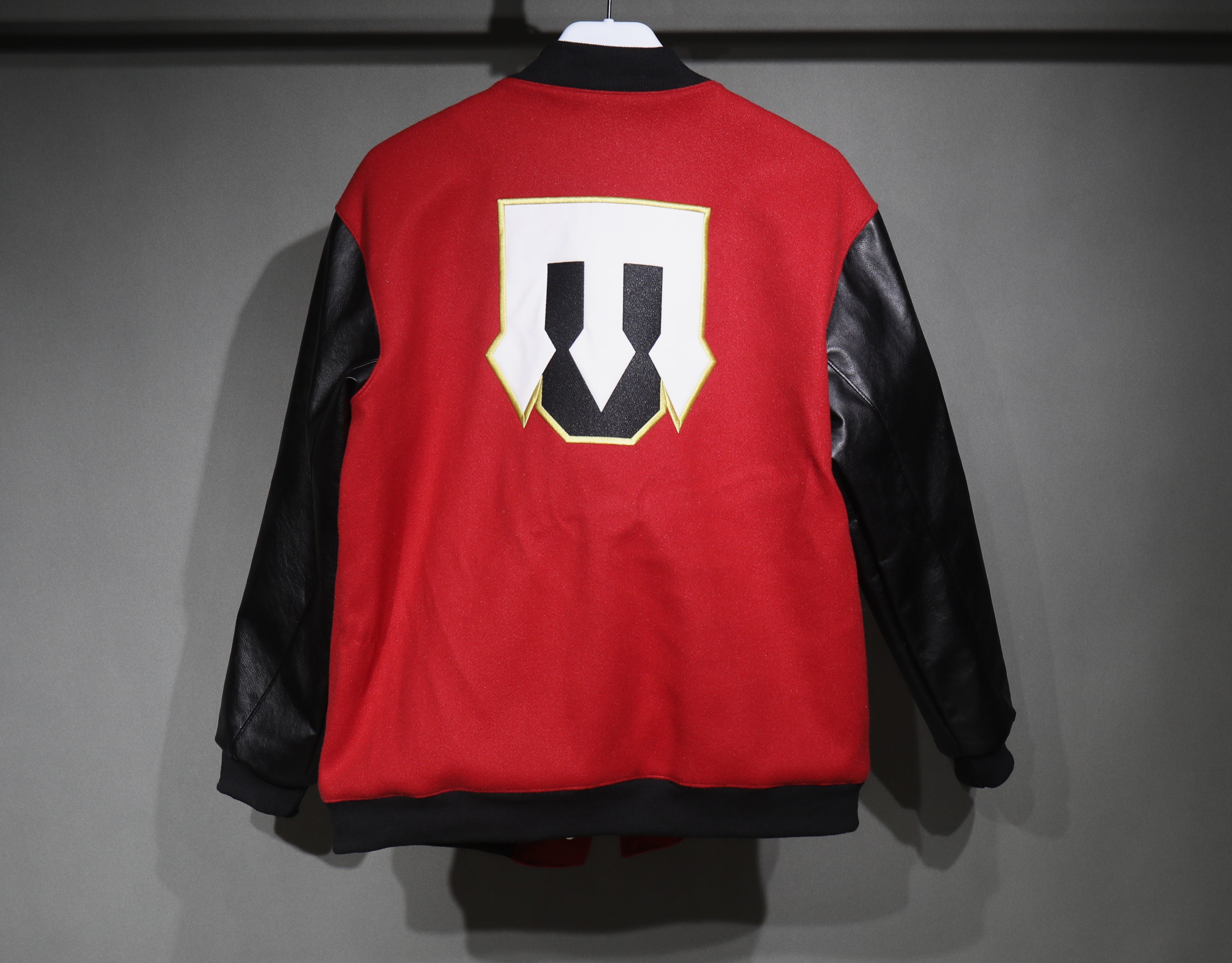 CHAQUETA MANCHESTER UNITED l 2025
