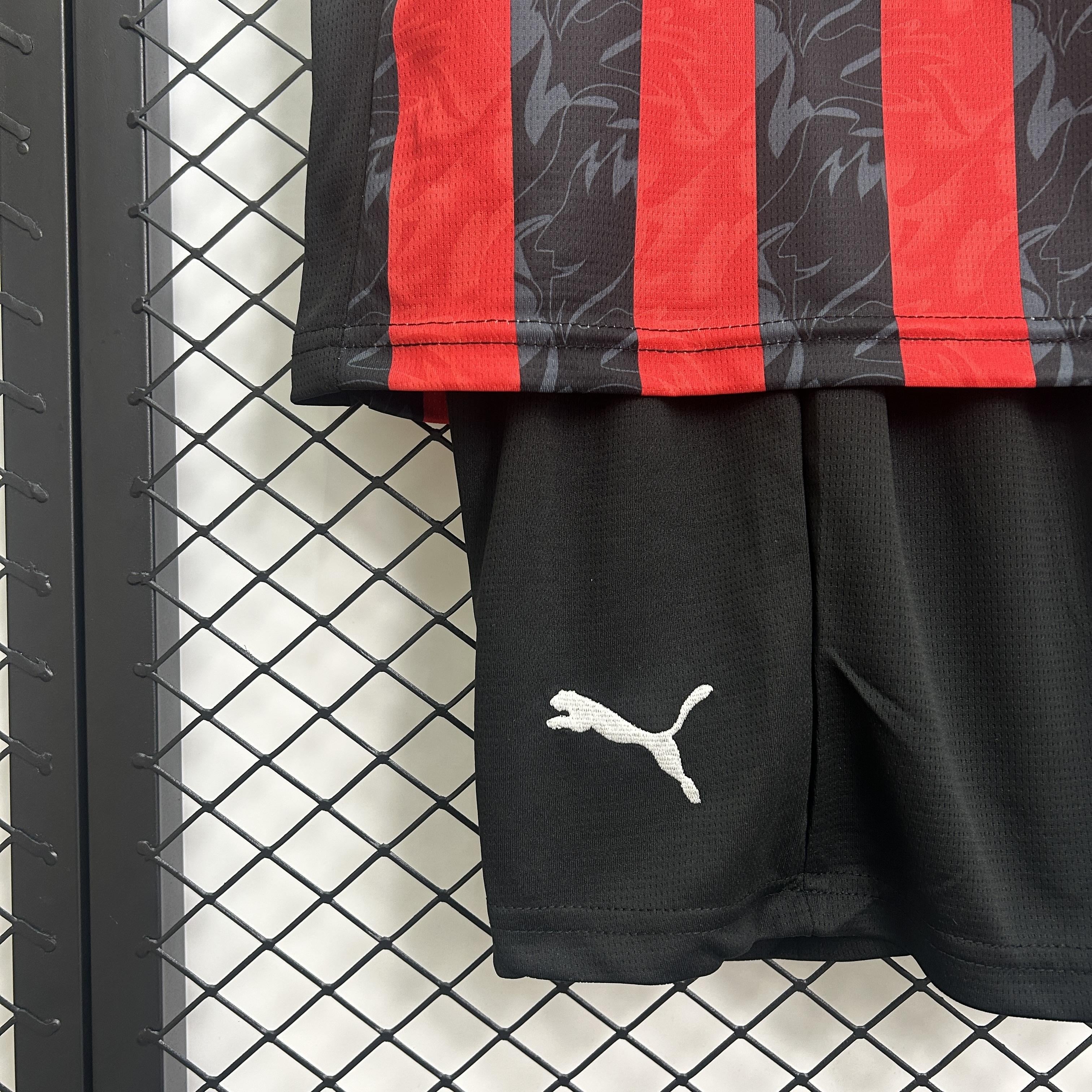 CAMISETA AC MILAN I 25/26 CONJUNTO INFANTIL