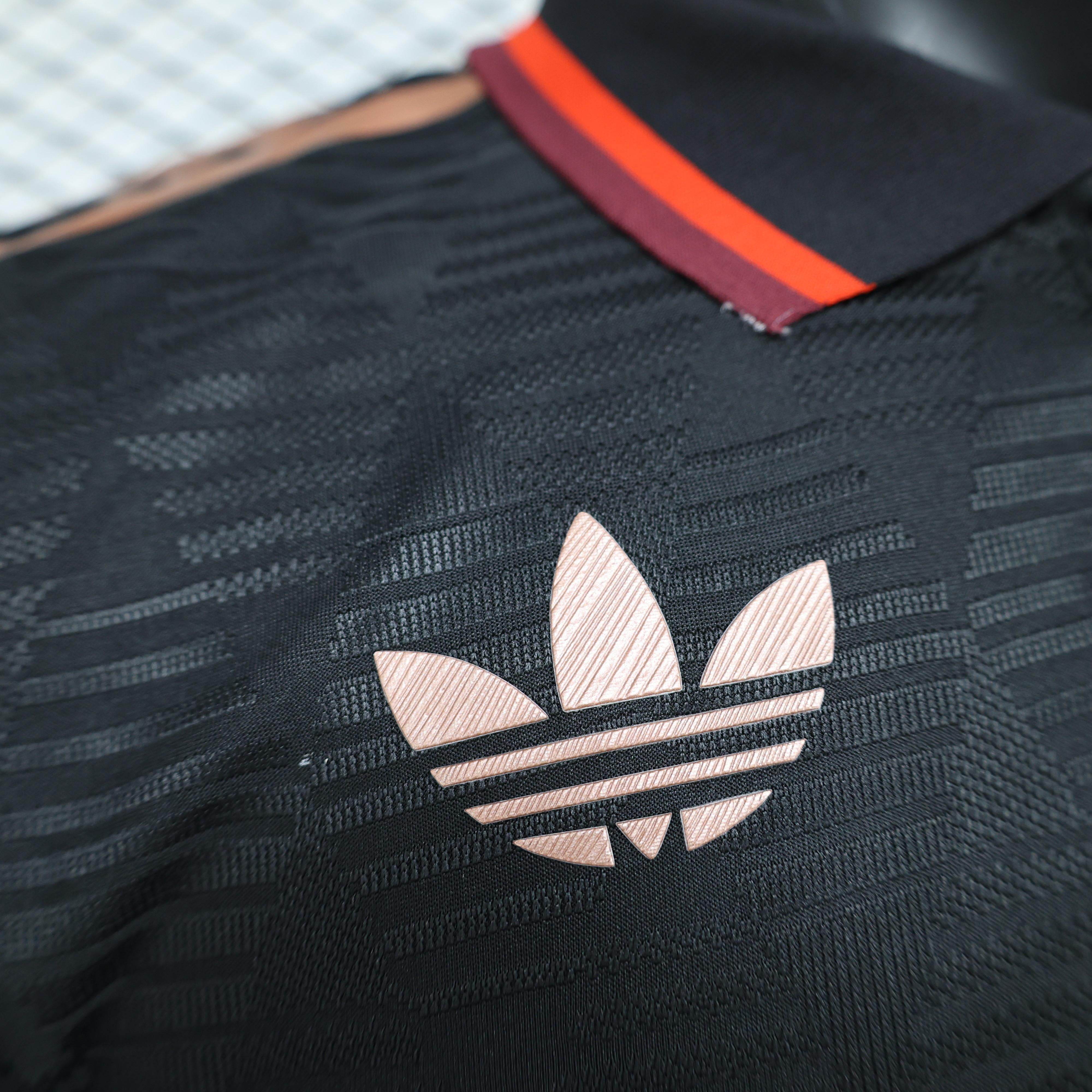 CAMISETA BAYERN DE MUNICH lll 24/25 HOMBRE (VERSIÓN JUGADOR) - ZonaCamisetas