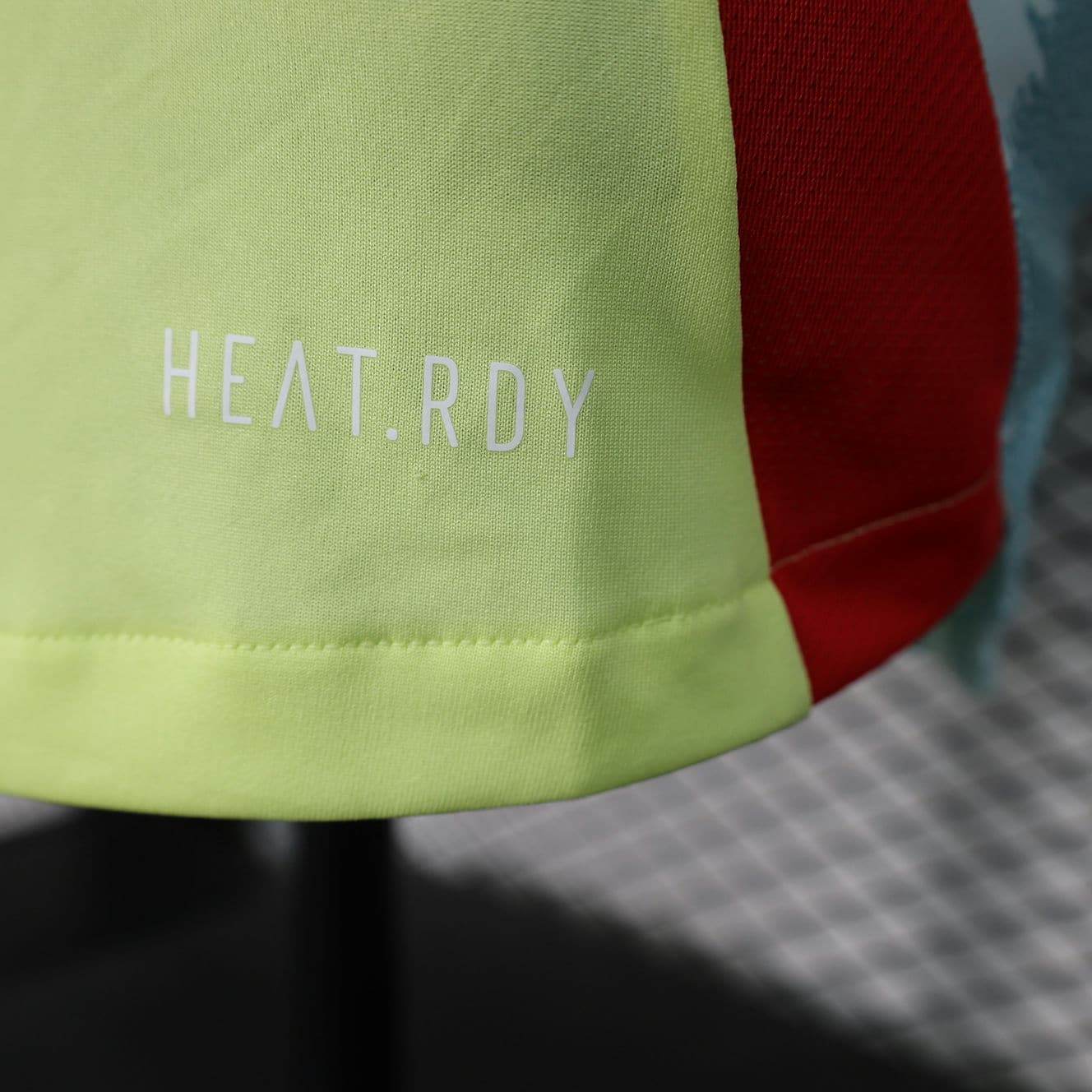 CAMISETA ESPAÑA II EURO 2024 HOMBRE (VERSIÓN JUGADOR) - ZonaCamisetas