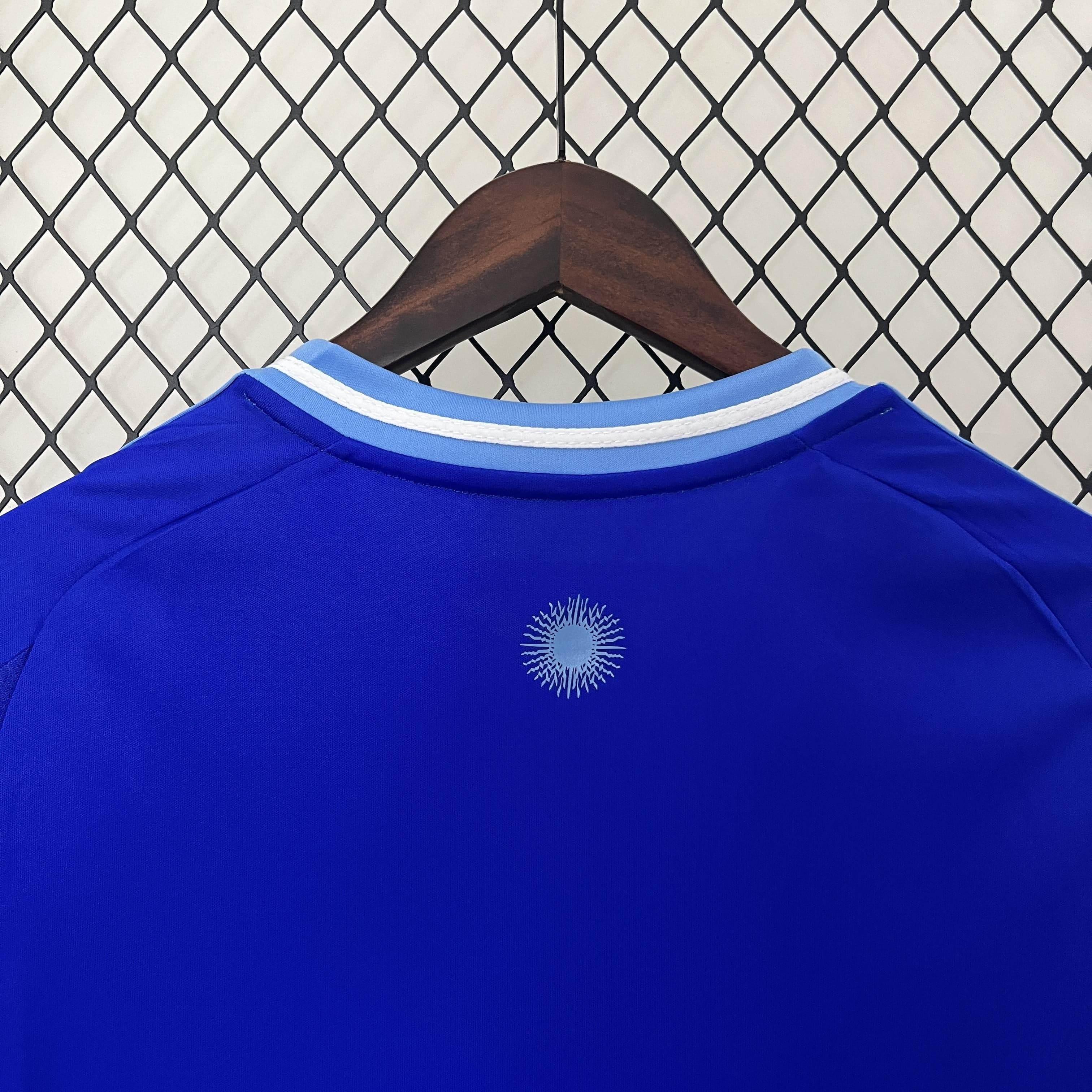 CAMISETA ARGENTINA Il 2024 MUJER (VERSIÓN FAN) - ZonaCamisetas