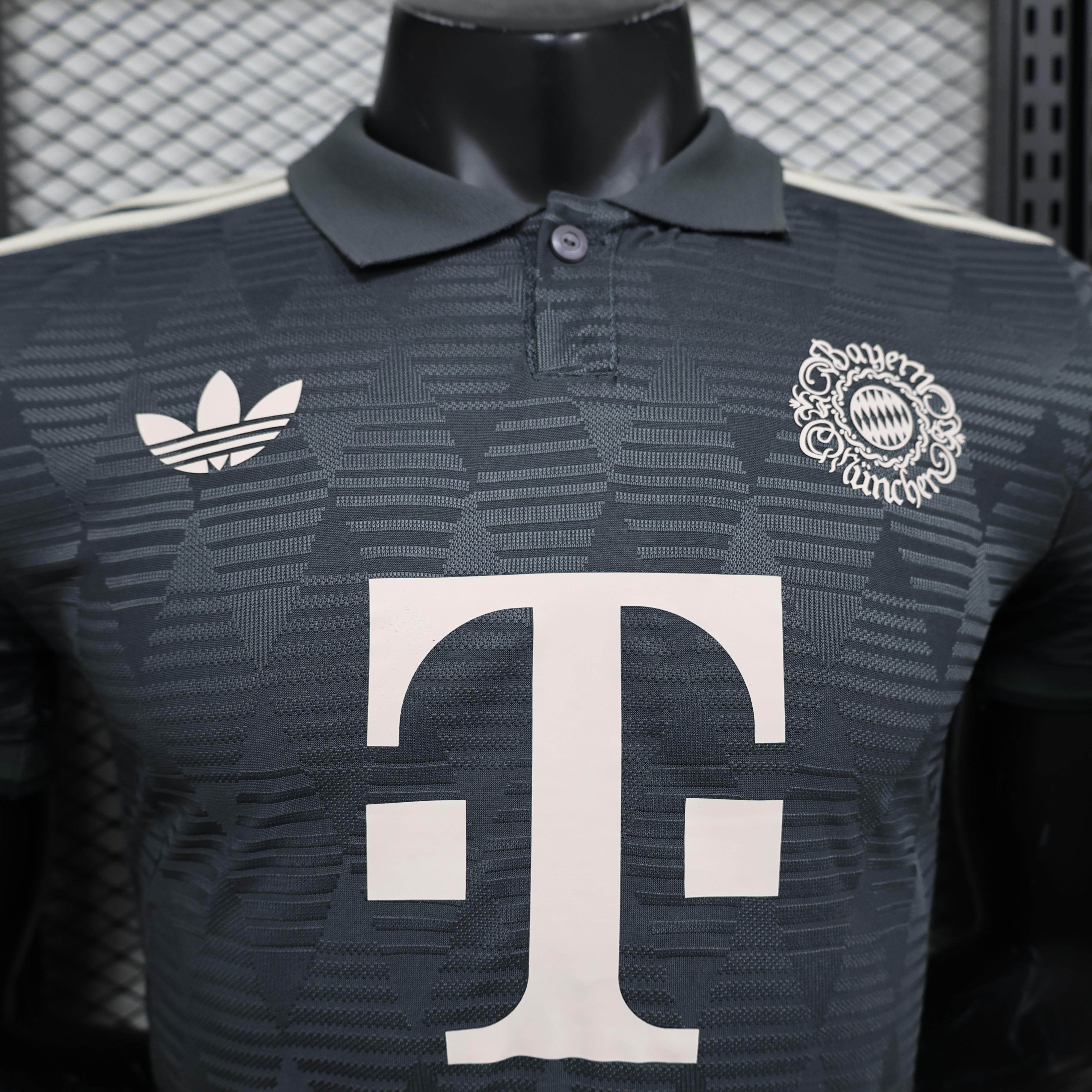 CAMISETA BAYERN DE MUNICH l 24/25 HOMBRE (VERSIÓN JUGADOR) - ZonaCamisetas