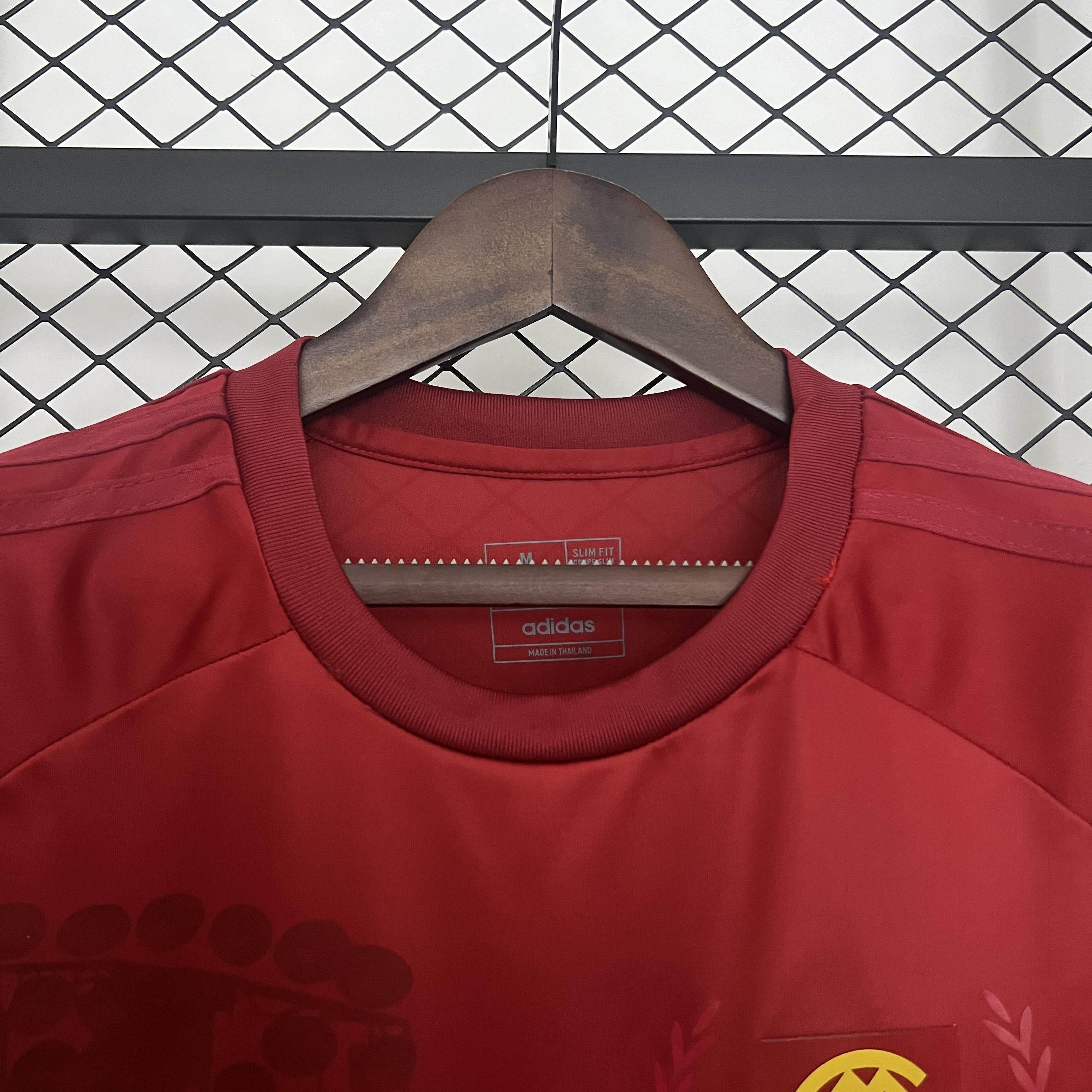 CAMISETA BAYERN MUNICH I 24/25 HOMBRE (VERSIÓN FAN) - ZonaCamisetas