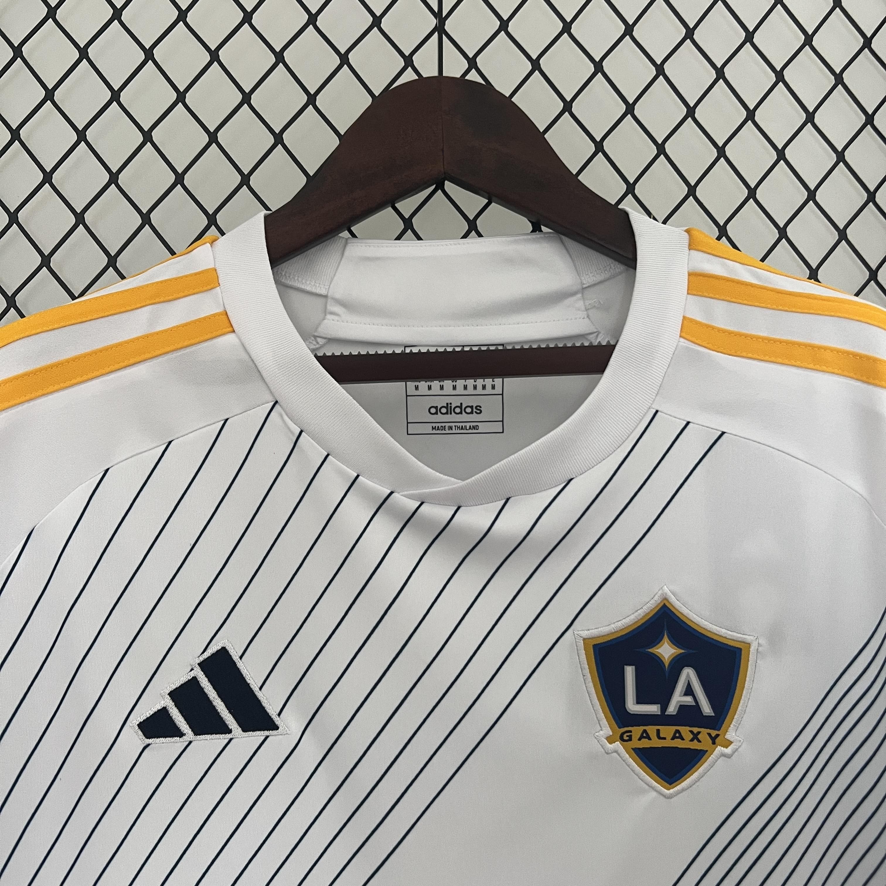 ZonaCamisetas LA GALAXY I 24/25 HOMBRE (VERSIÓN FAN) La Pelota Mundo LA GALAXY LOS ANGELES GALAXY